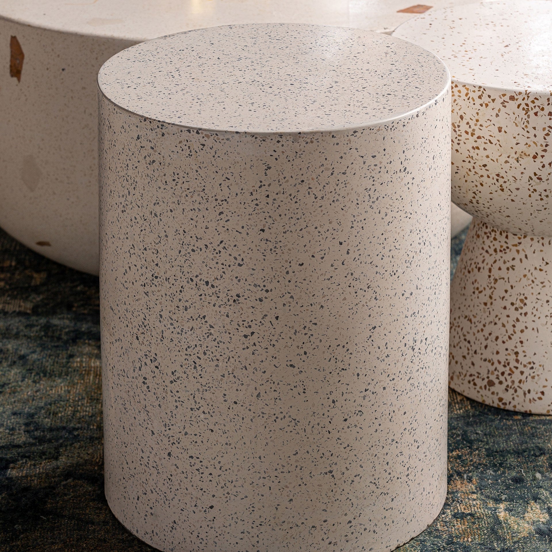 Ronde bijzettafel ALBENGA terrazzo