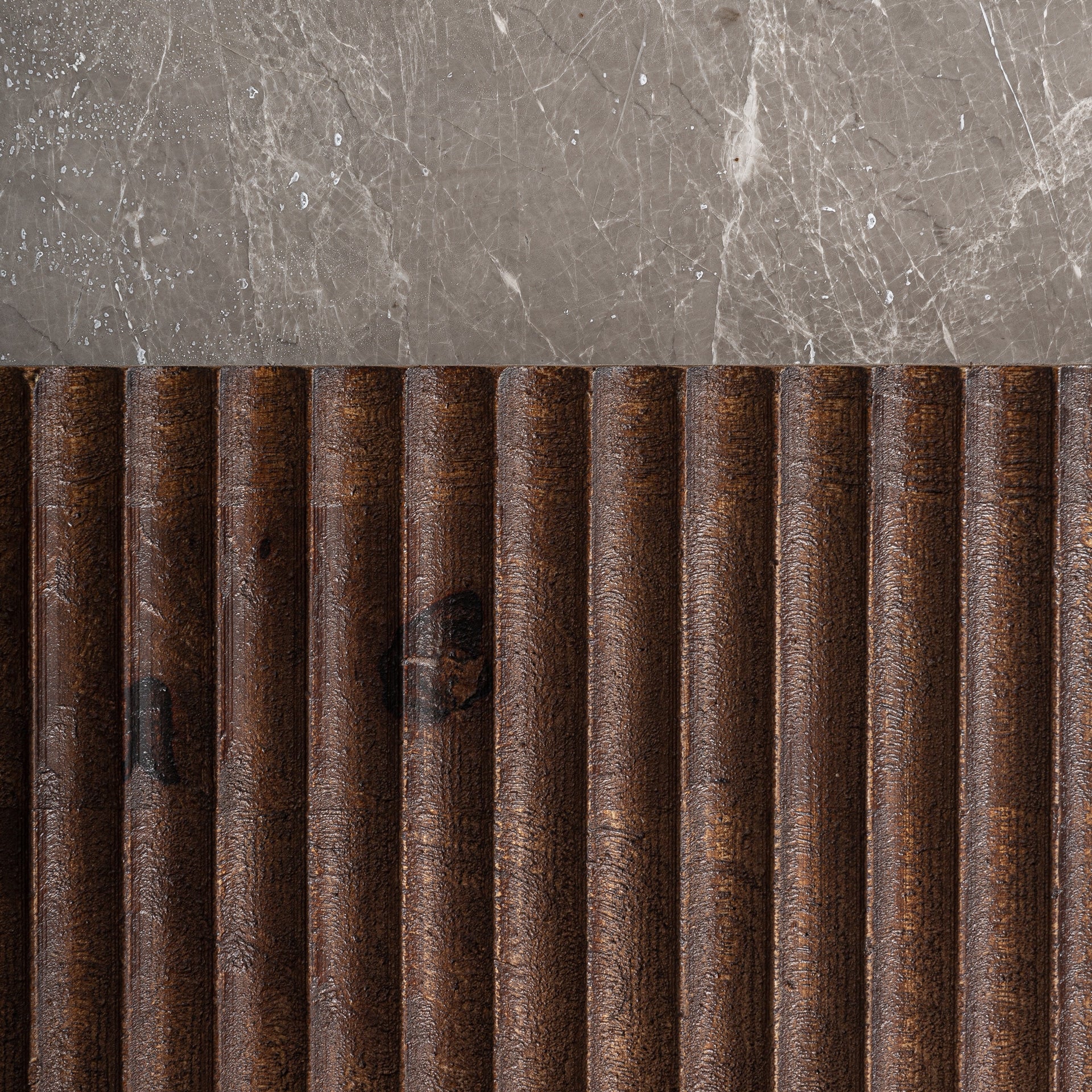 Bijzettafel ANZEX mango hout met grijs marmer