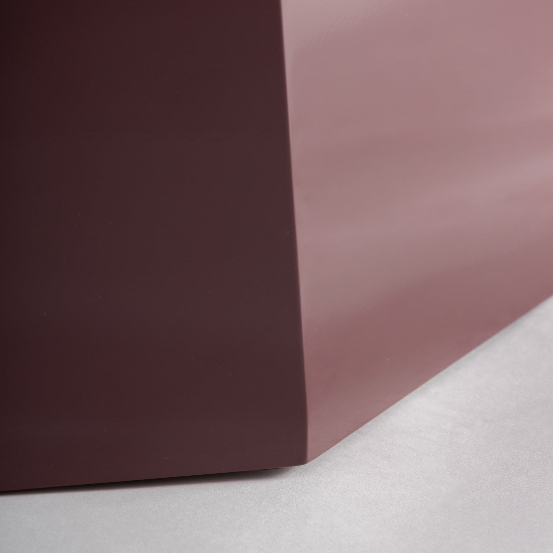 Zijtafel BLED rood
