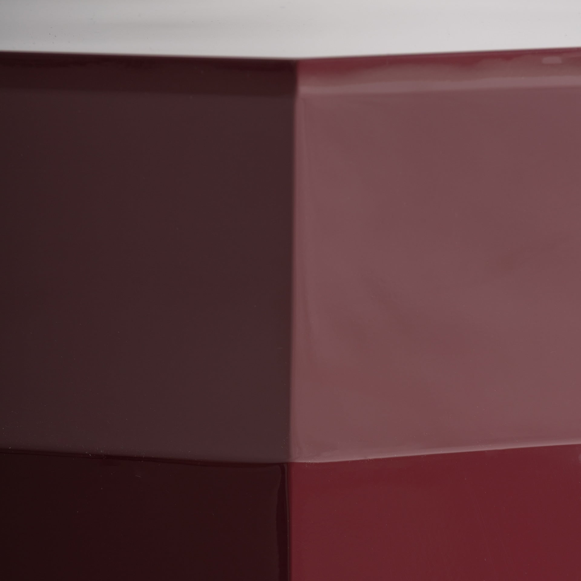 Zijtafel BLED rood