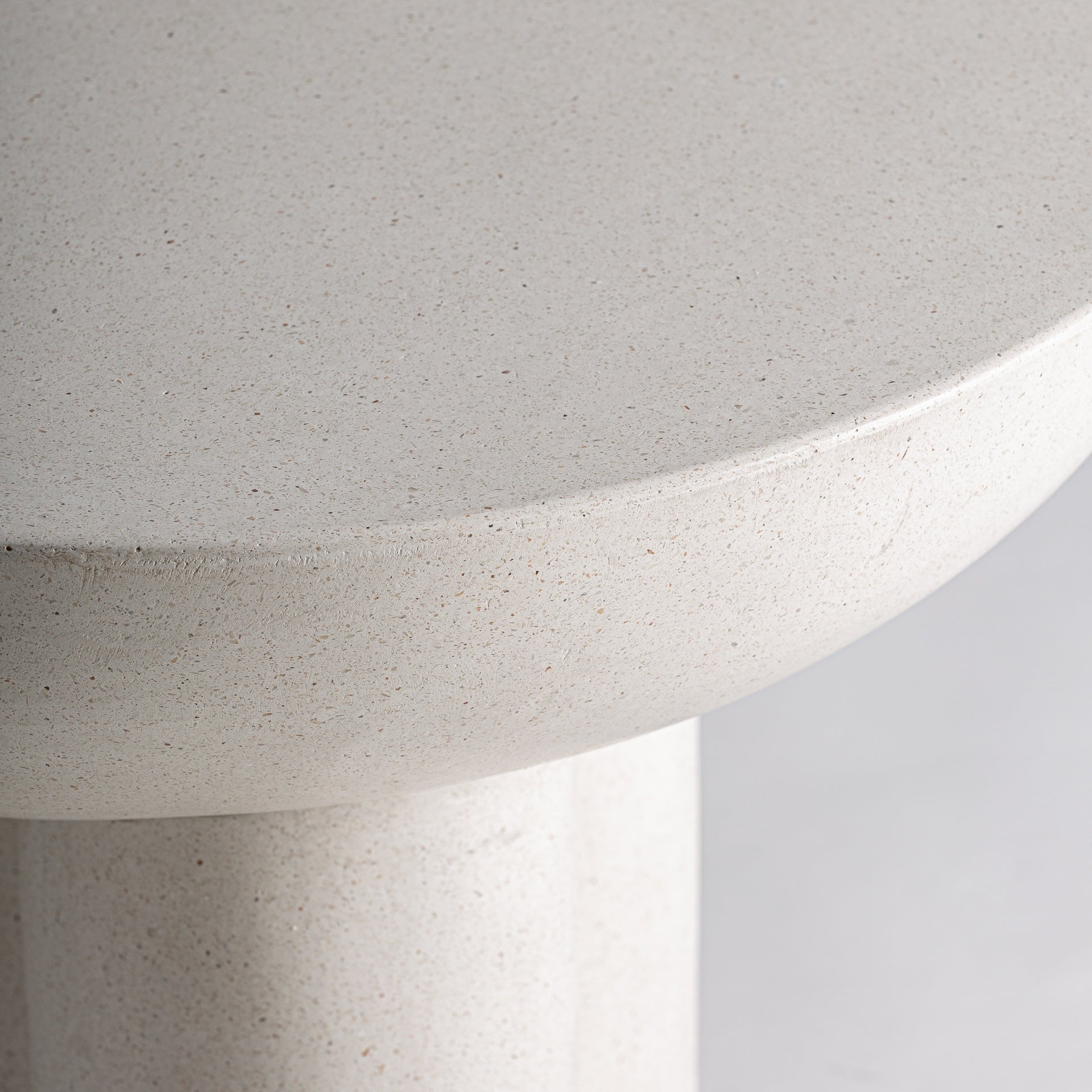 Bijzettafel BROICH crème terrazzo