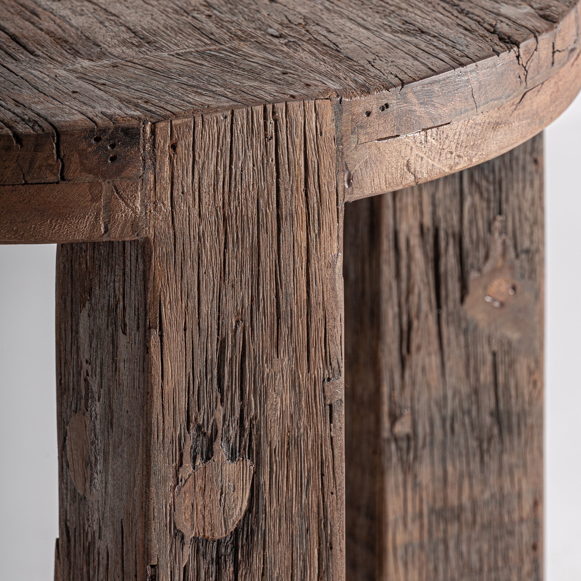 Zijtafel LOSSE gerecycled hout