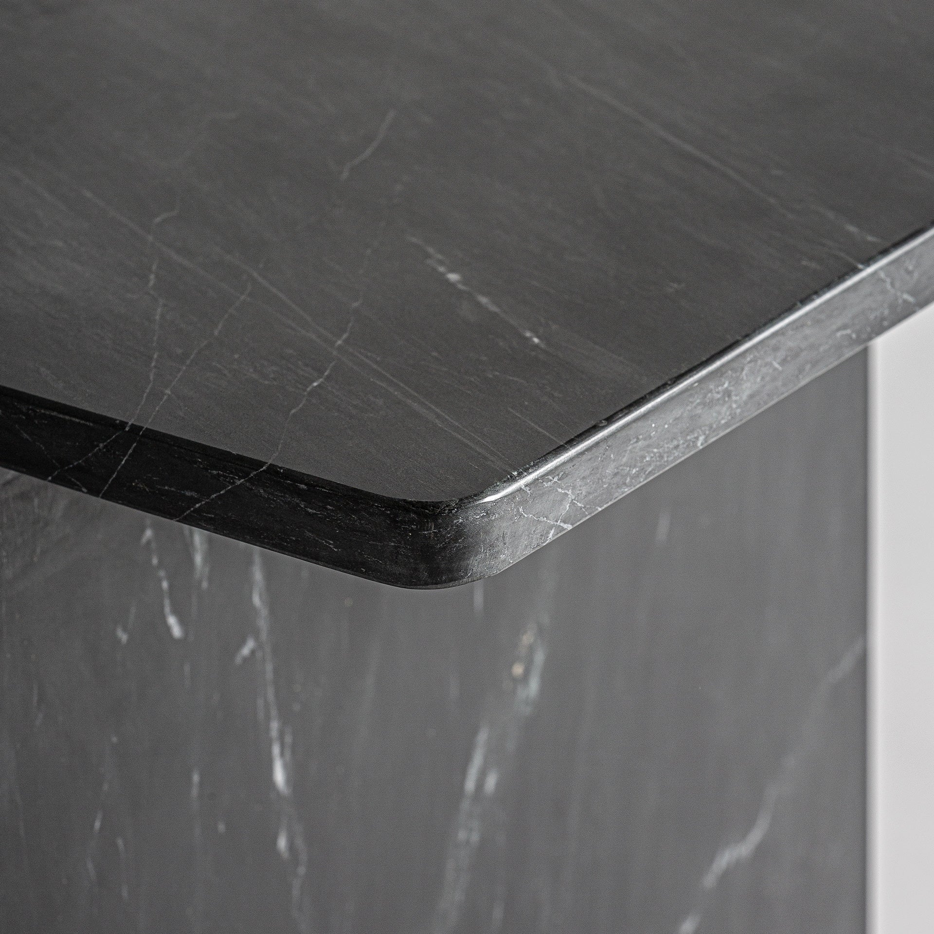 Zijtafel MARQUINA zwart marmer