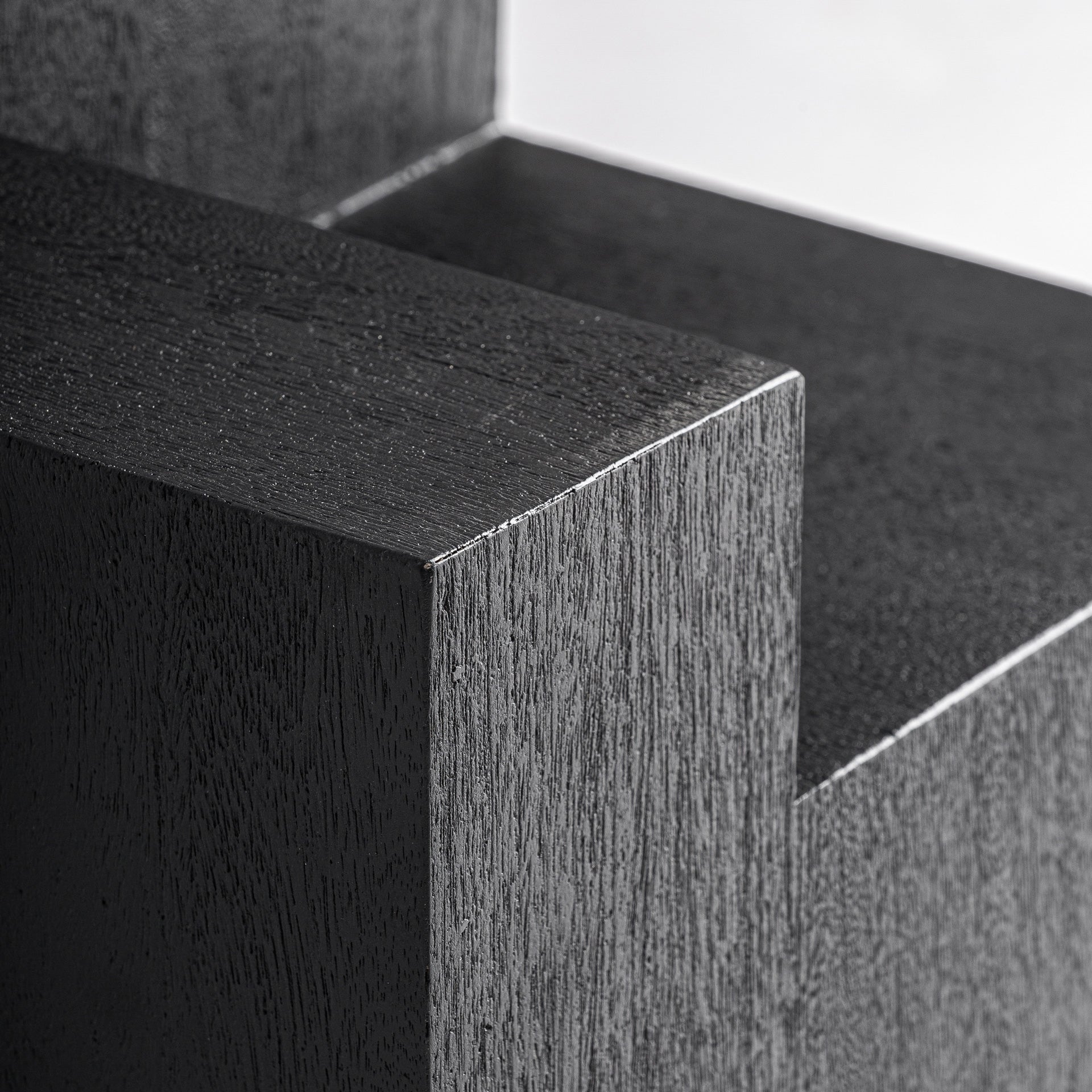 Bijzettafel PÈTRIA zwart mango hout
