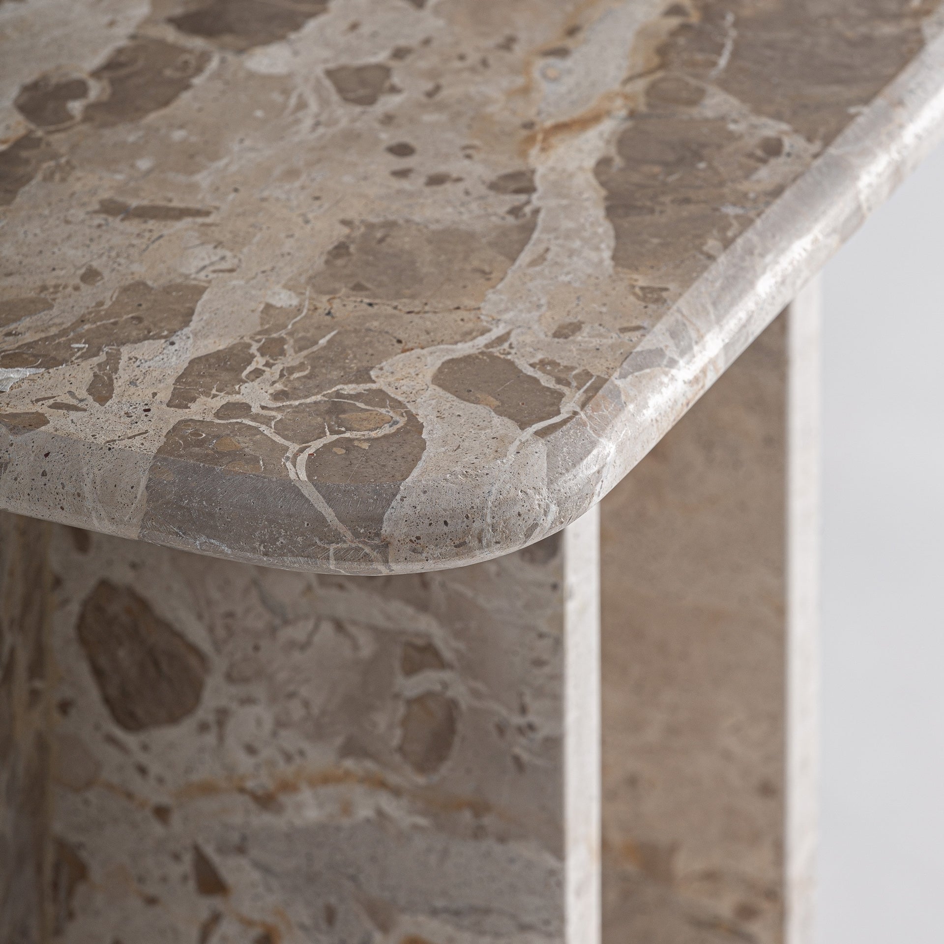 Bijzettafel SWALMEN beige marmer