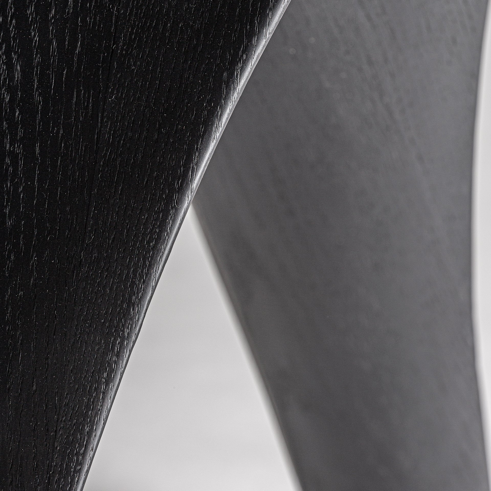 BILZEN Black Oak Veneer Table