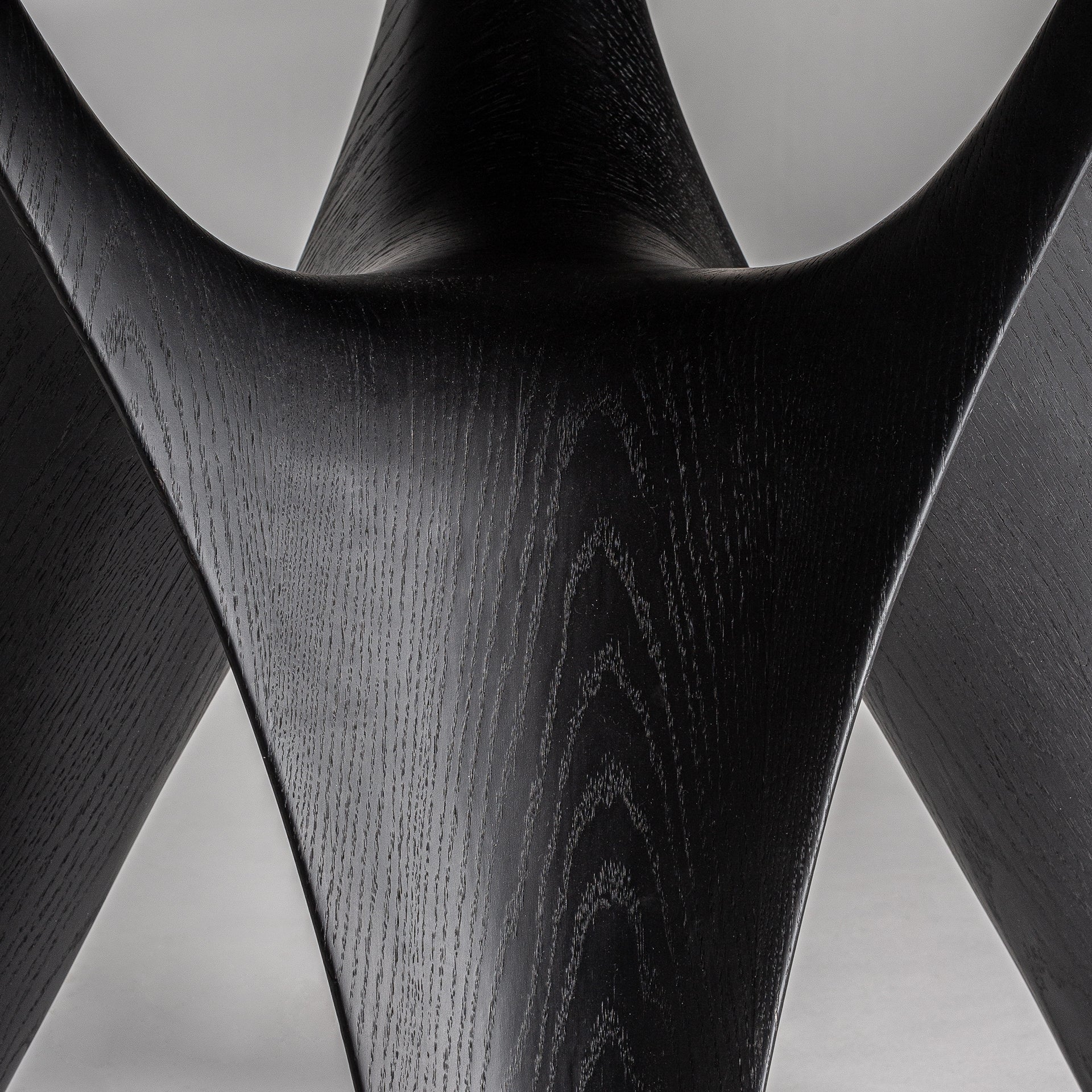 BILZEN Black Oak Veneer Table