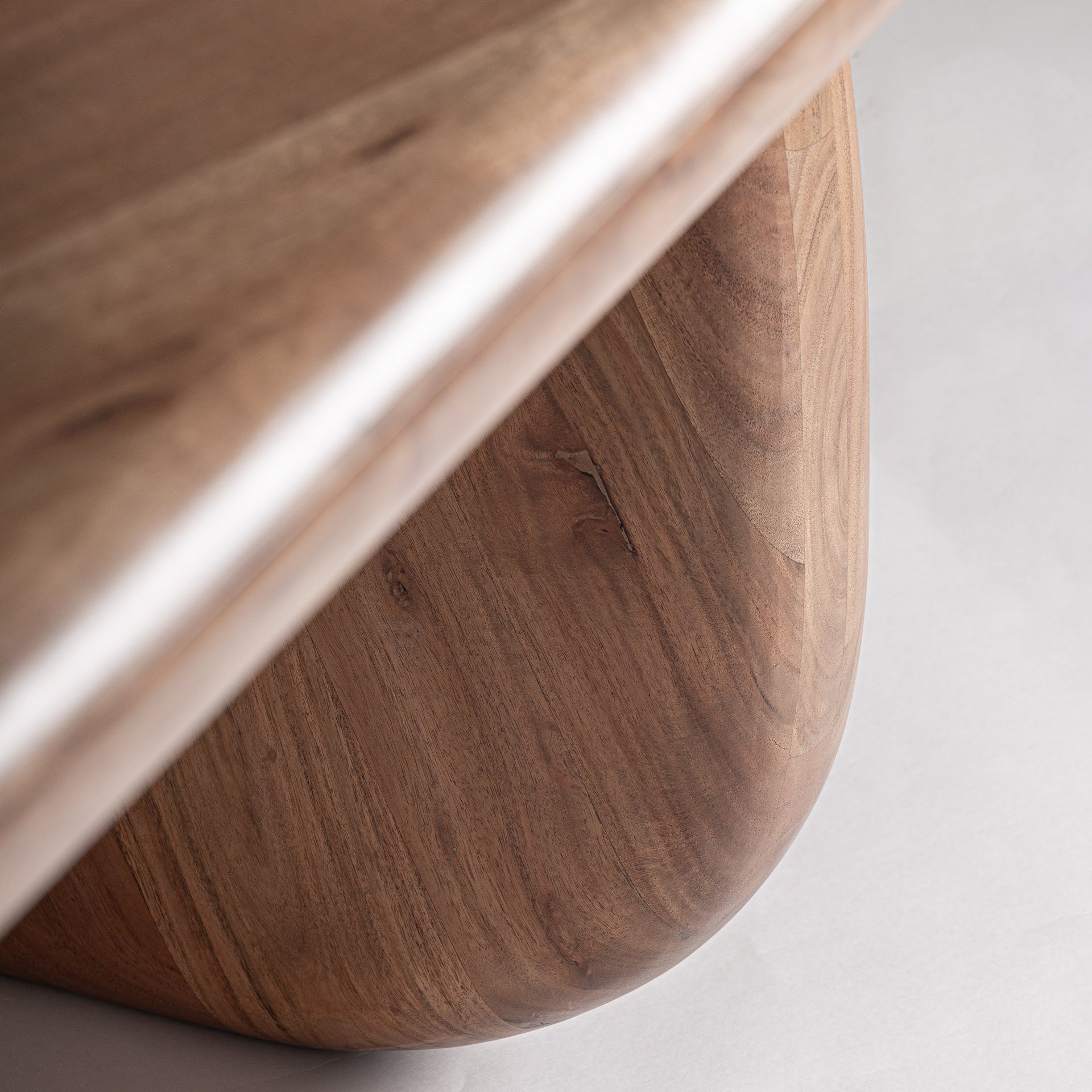 Tafel CARMAUX acaciahout