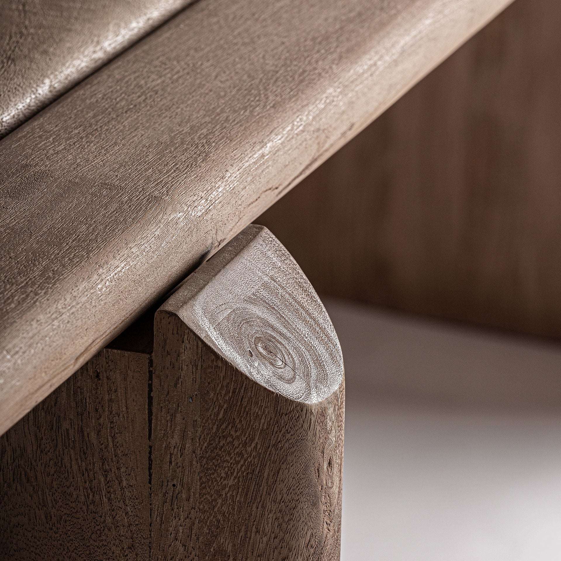 JACQUARD tafel van mango-hout
