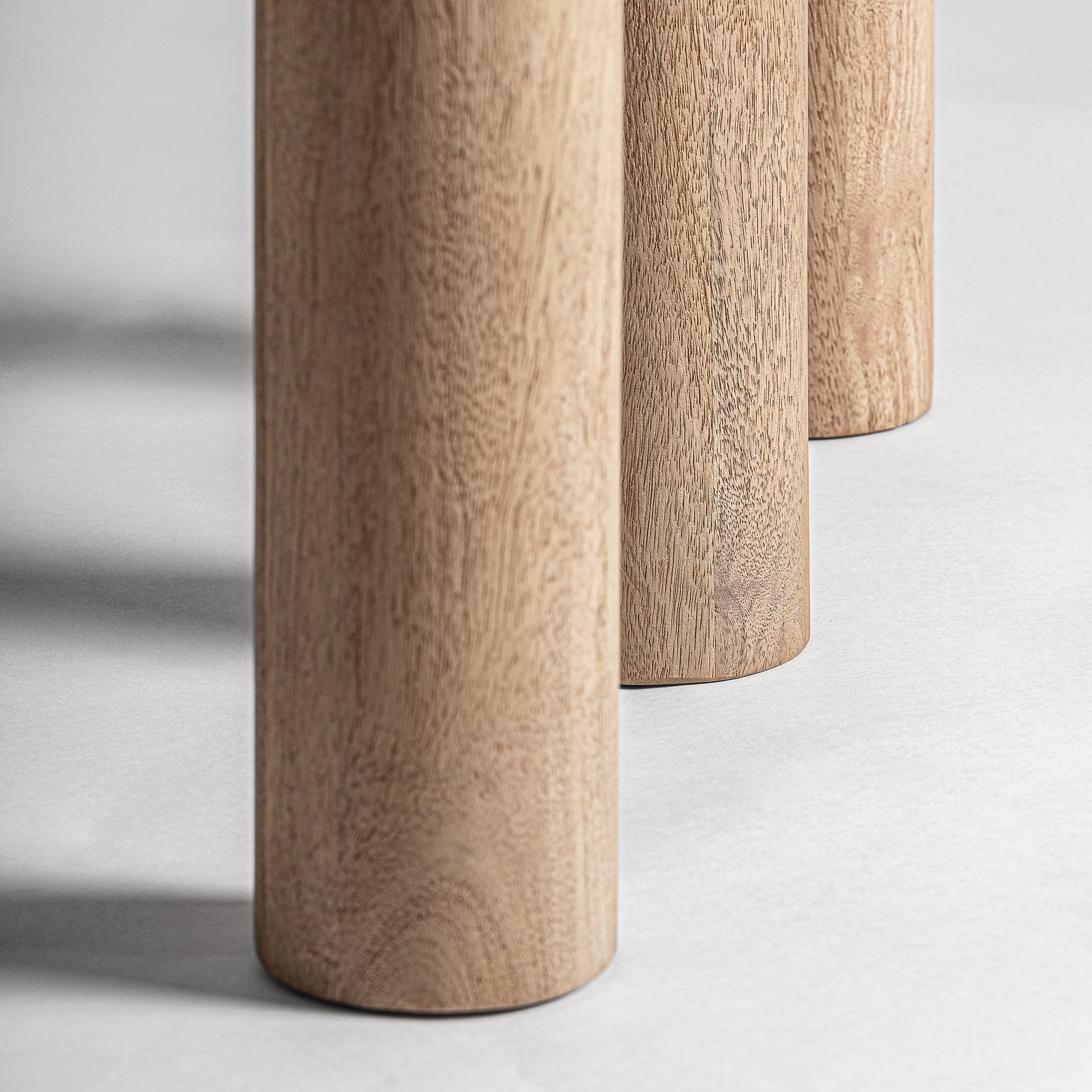 Square Table JACQUARD Mango Wood with Travertine Finish