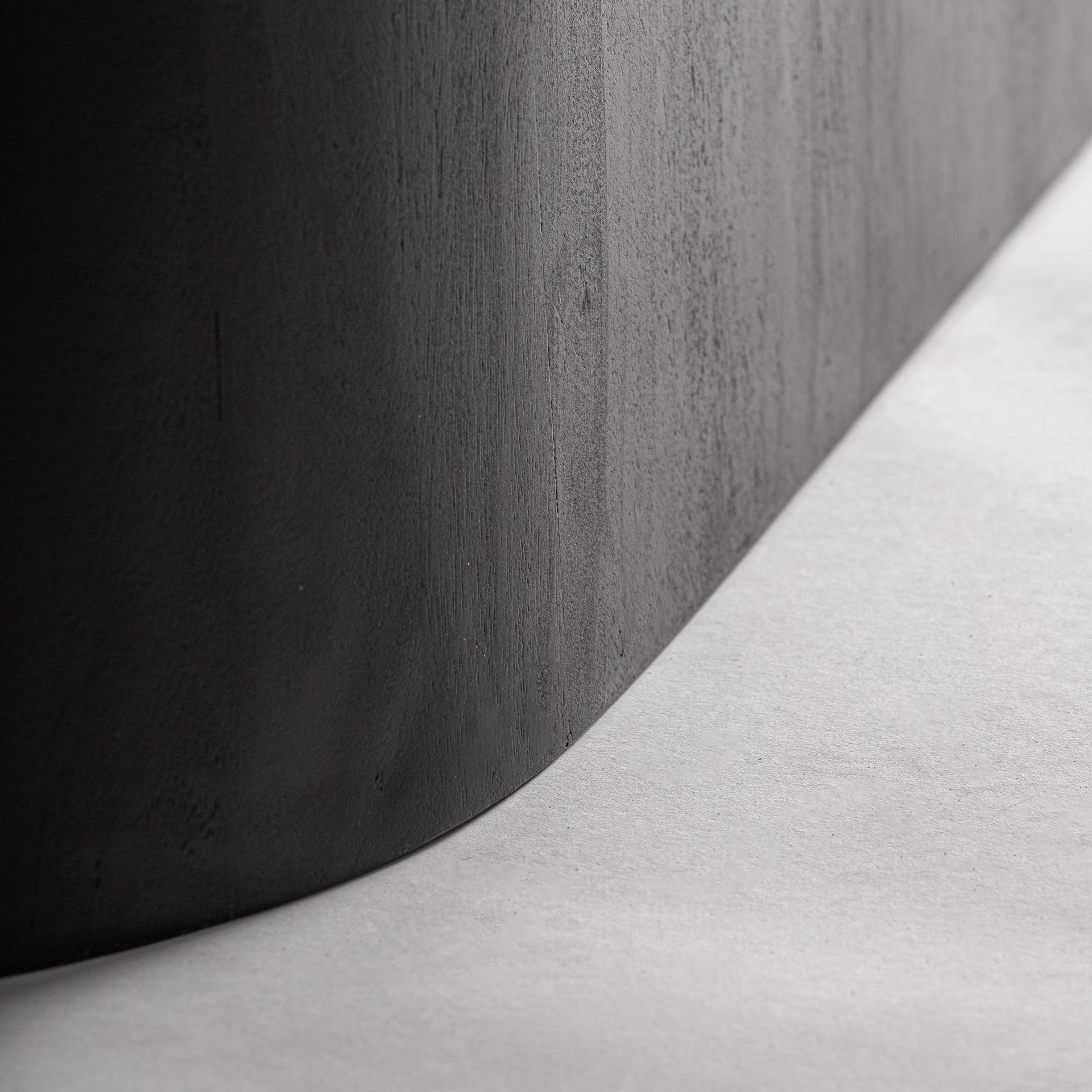 Oval Table NAUEN Black Mango Wood