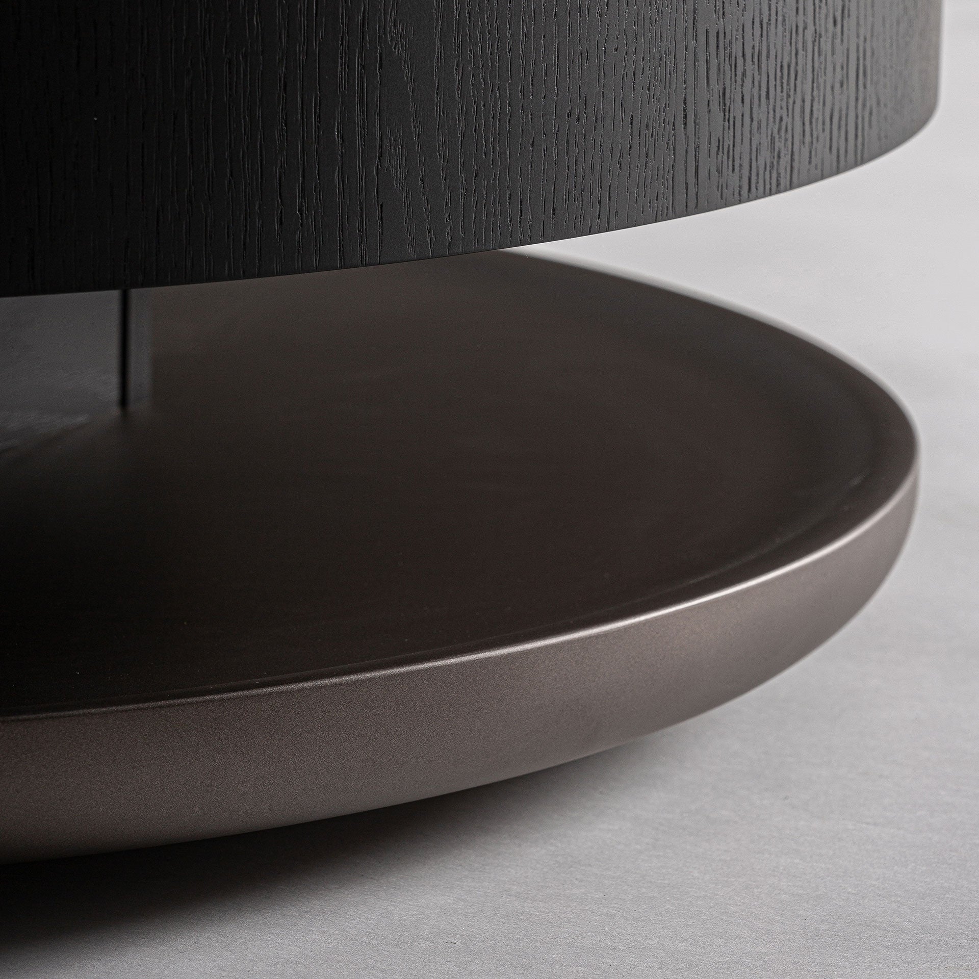 Kaffeetisch BREIL schwarzer Eichenfurnier mit weißer Marmorplatte