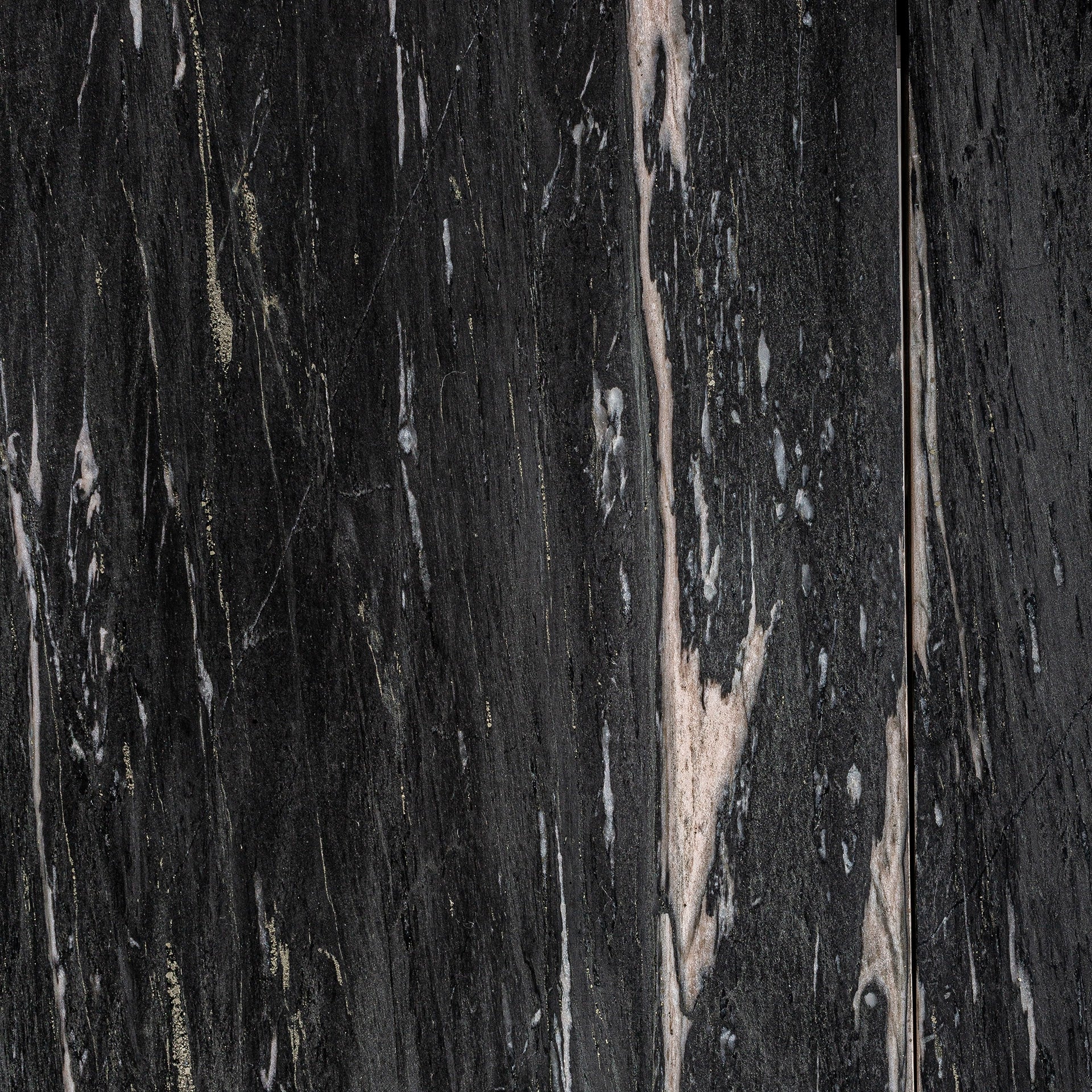 Kaffeetisch NARA aus schwarzem Eichenholz mit schwarzer Marmorplatte