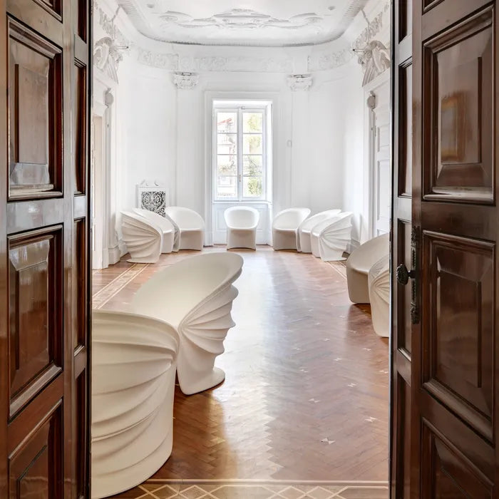 Fauteuil MODESTY VEILED grijs