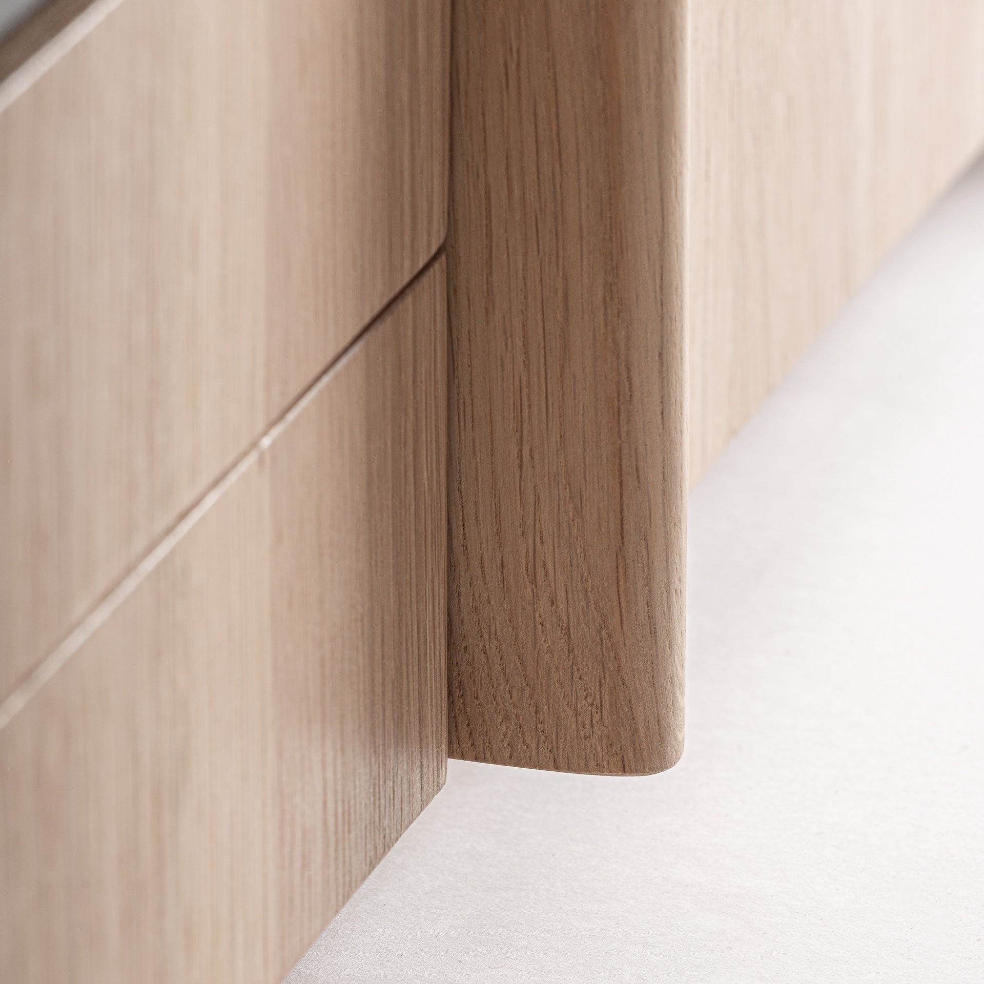 NARA TV Cabinet in Oak Wood with Marble Top