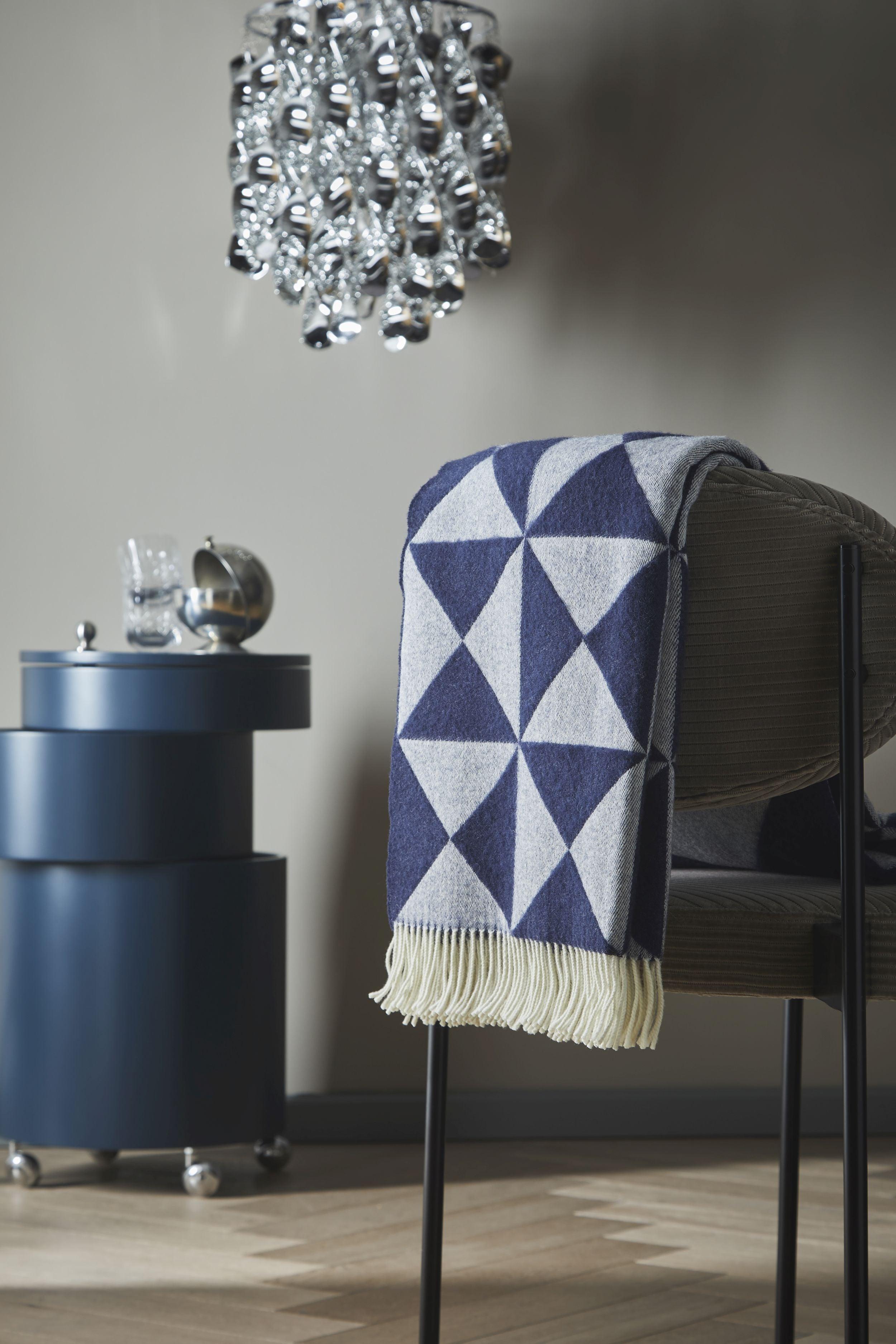 Narzuta MIRROR THROW granatowy Verpan Eye on Design