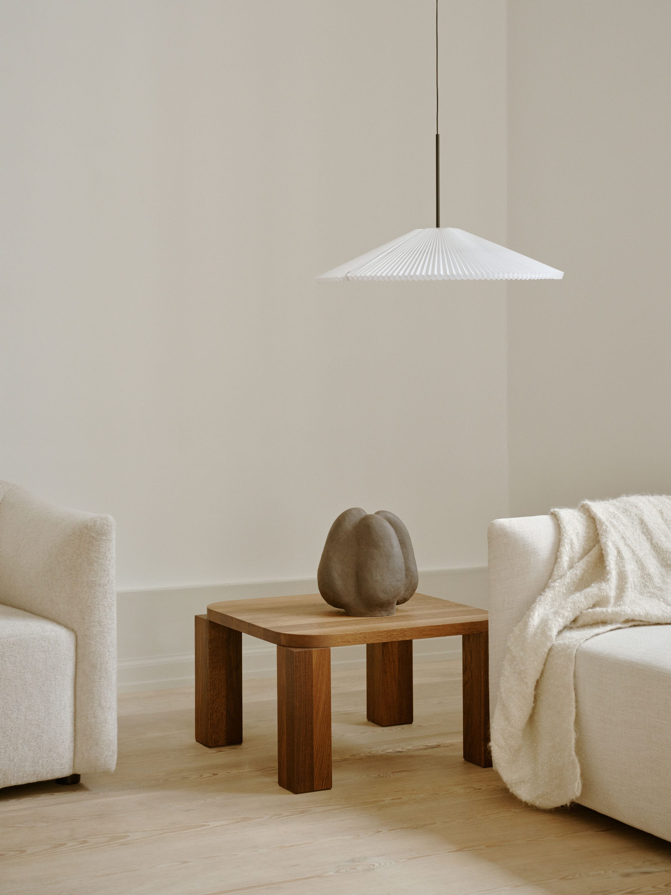 Koffietafel ATLAS donker eikenhout