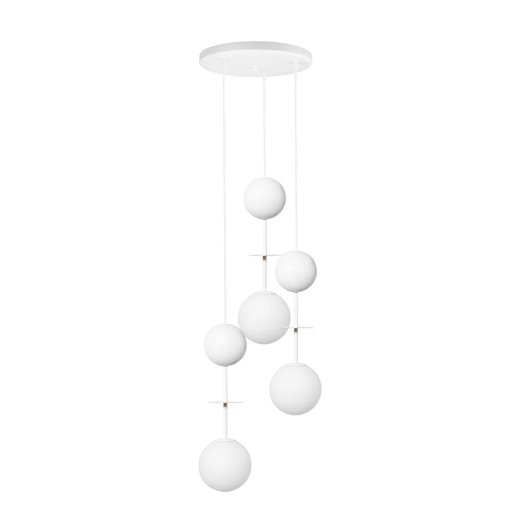 OIO white ceiling lamp