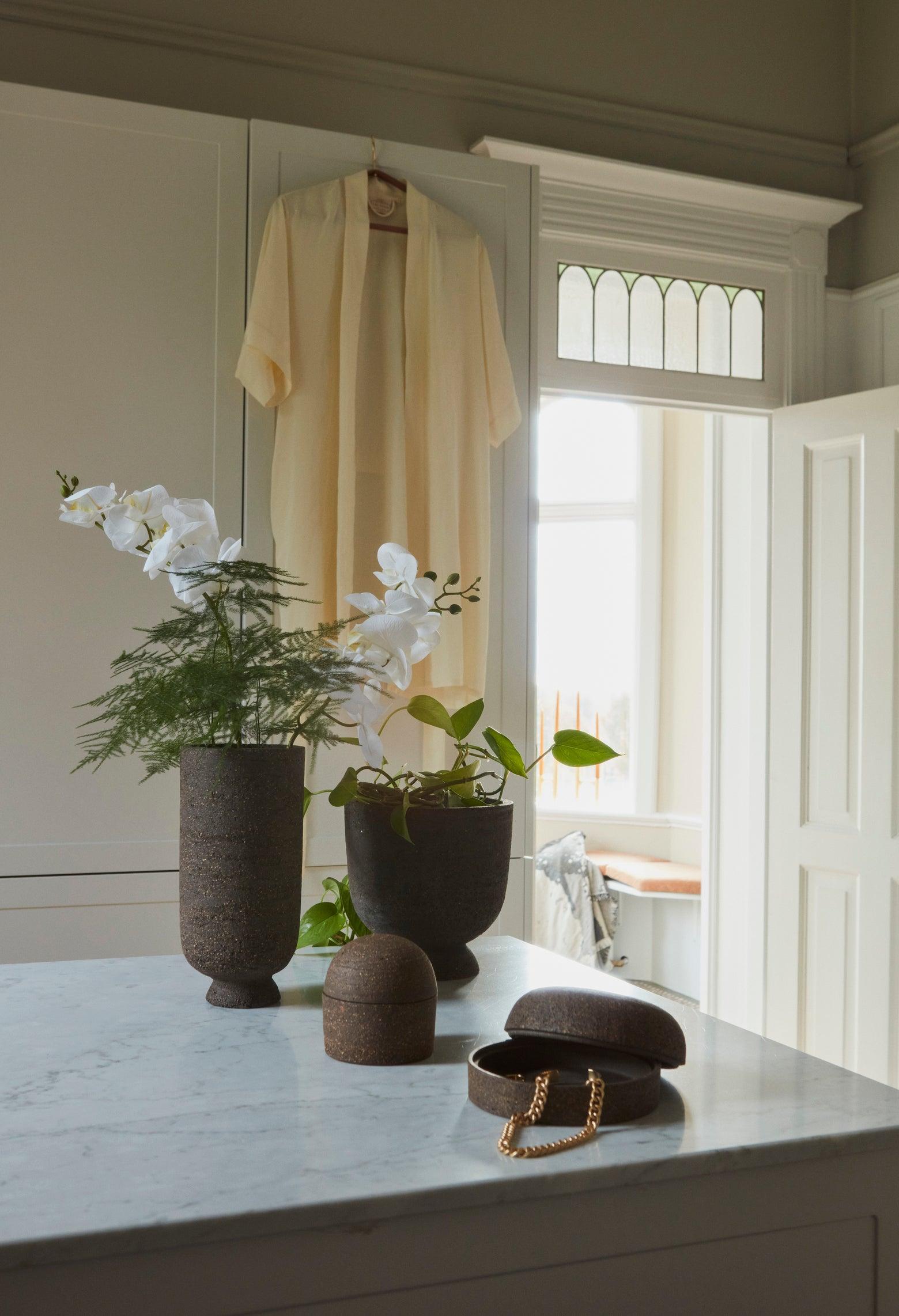 Osłonka TERRA gliniany AYTM Eye on Design