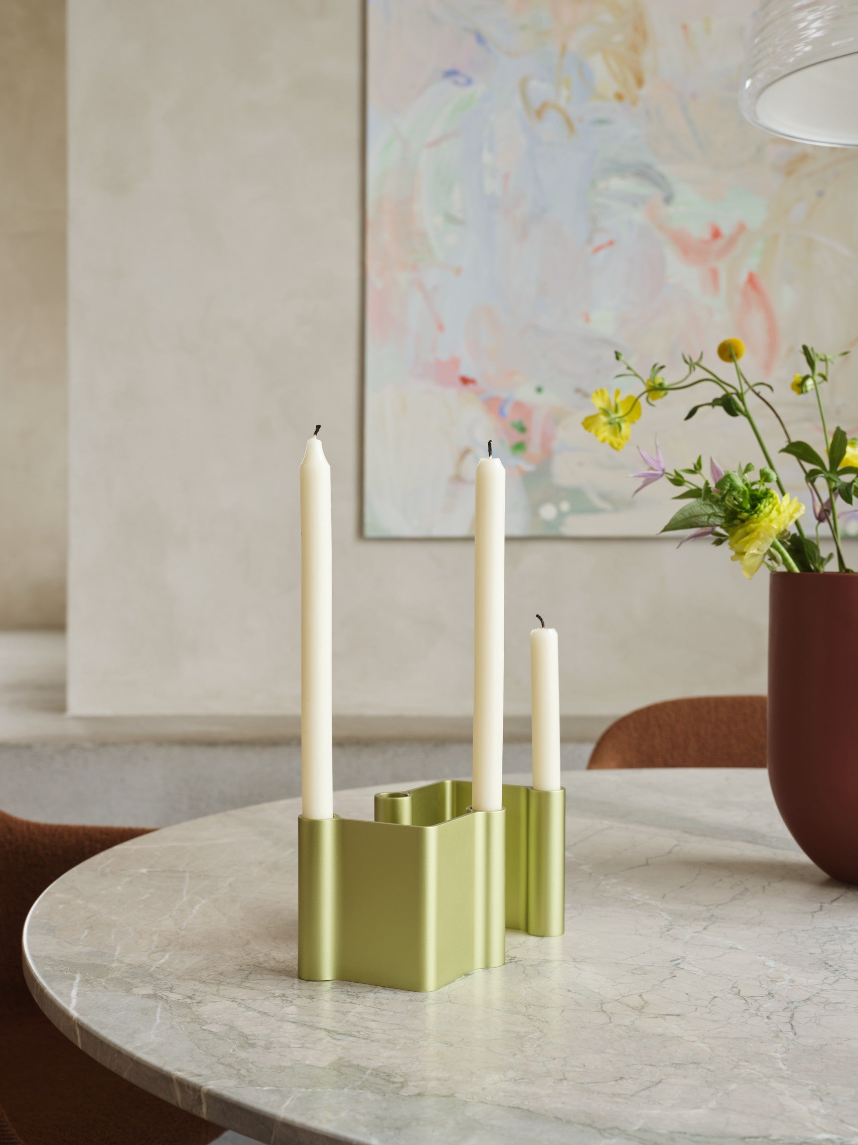 Ronde tafel MIDST grijs marmer met zwarte basis