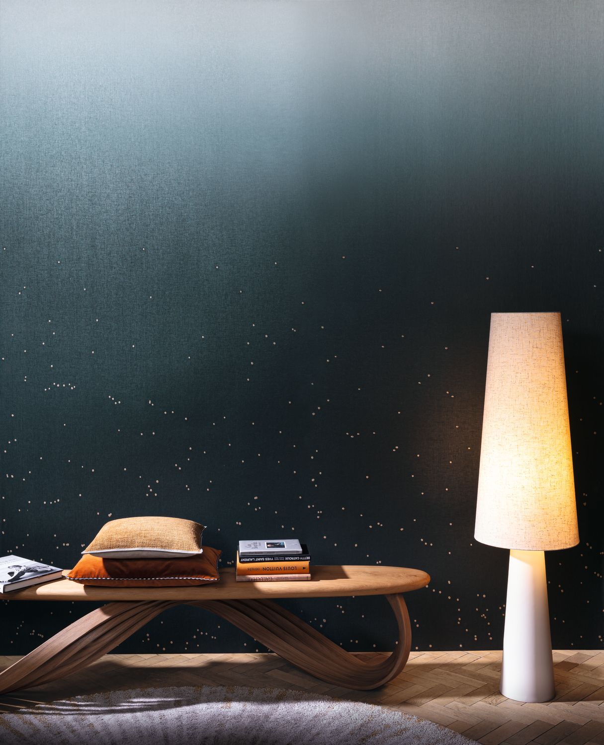 Muurschildering textielgradiënt met hemelthema ASTRAL SOLAIRE goud met beige
