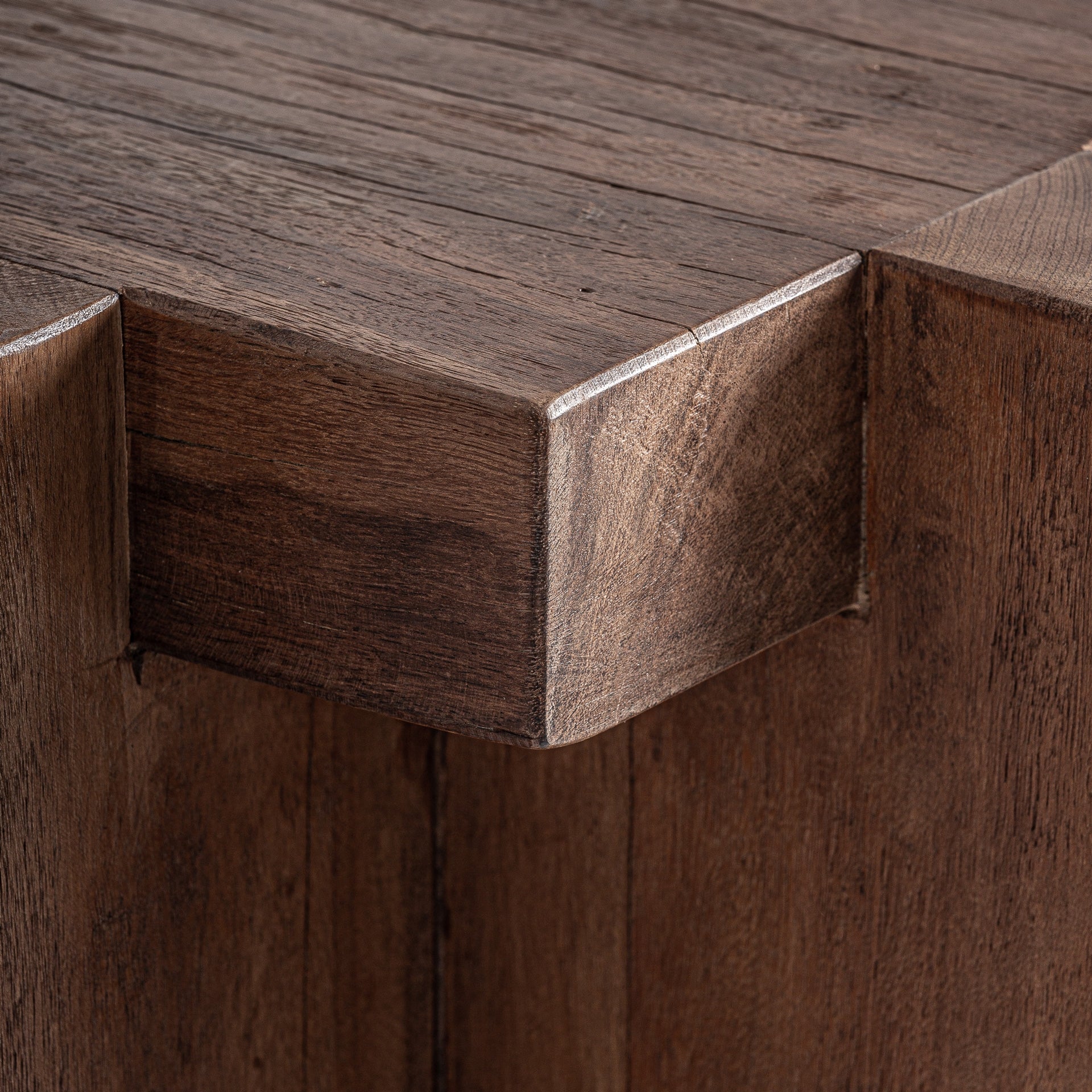 Bijzettafel BRUTALIST gerecycled hout