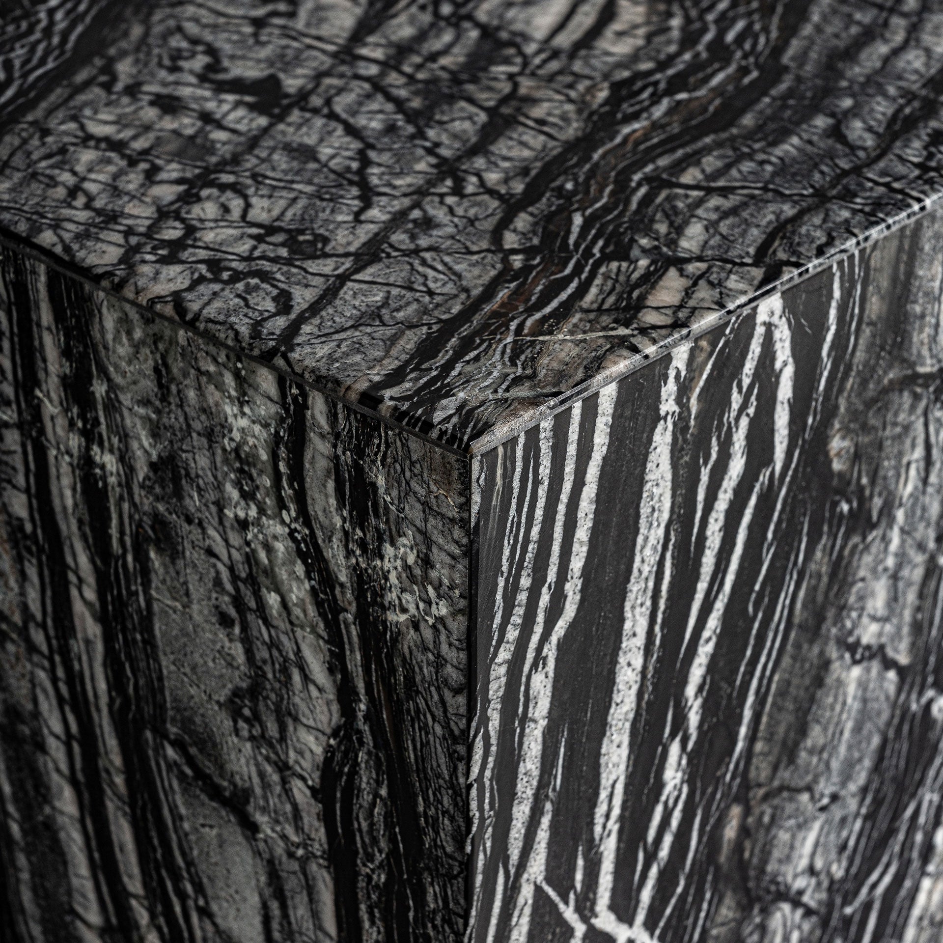 Zijtafel CHAINTRE grijs marmer