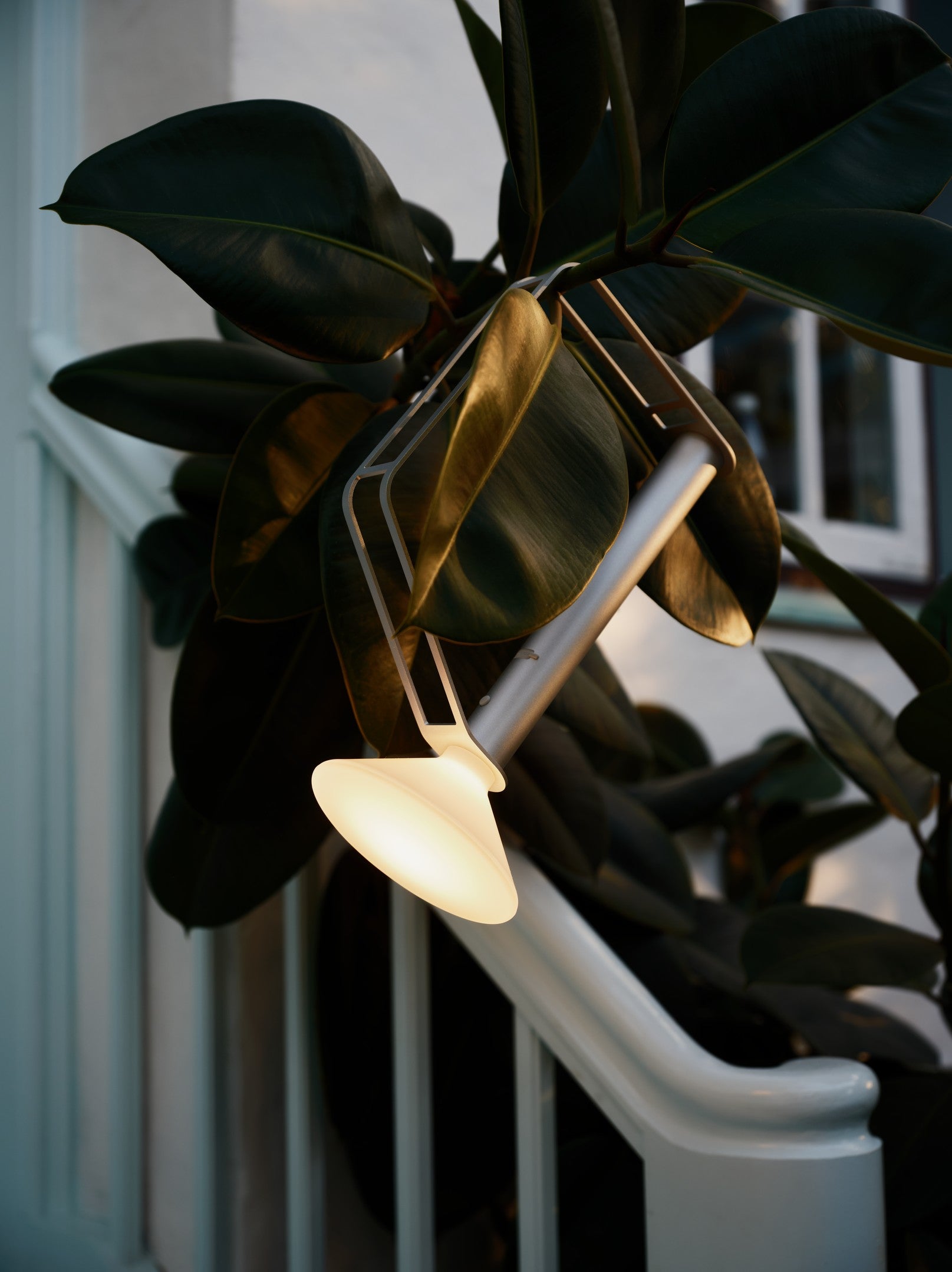 Draagbare buitenlamp PITON zilver