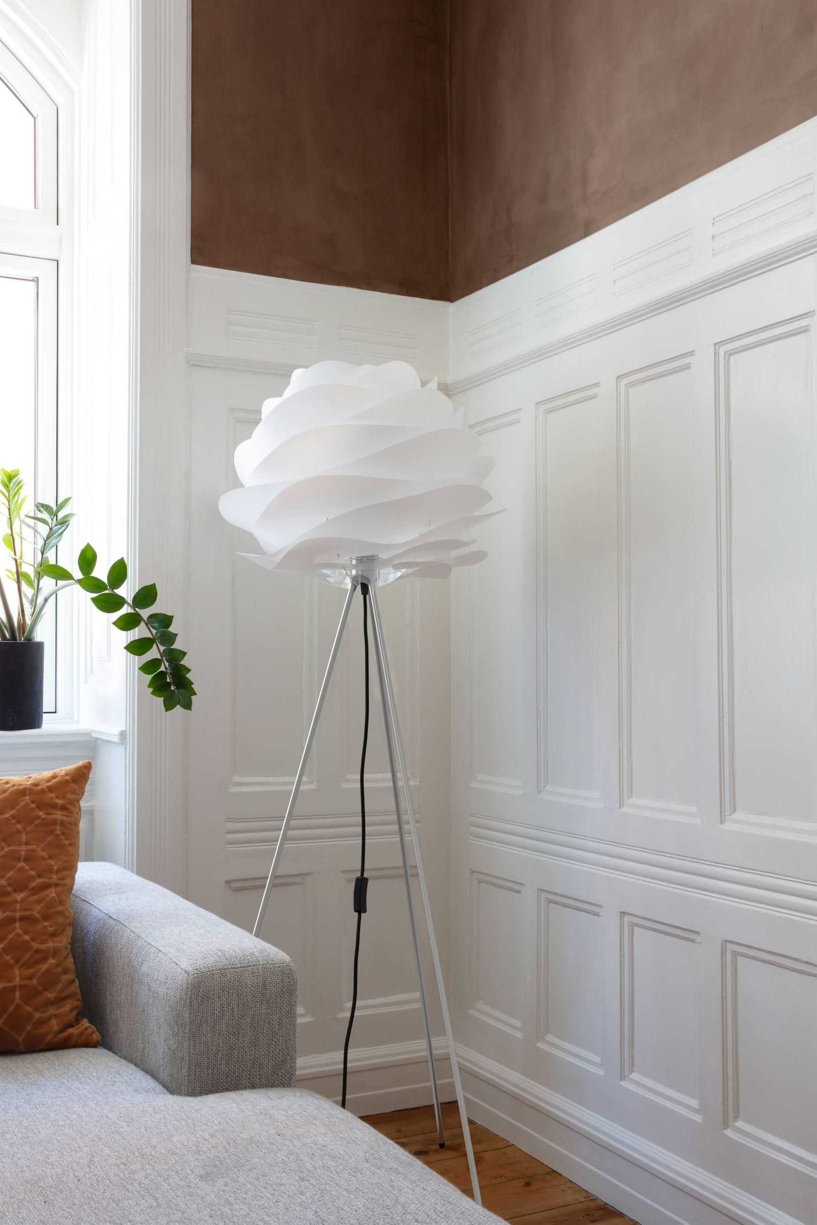 Podstawa lampy podłogowej TRIPOD FLOOR srebrny UMAGE Eye on Design