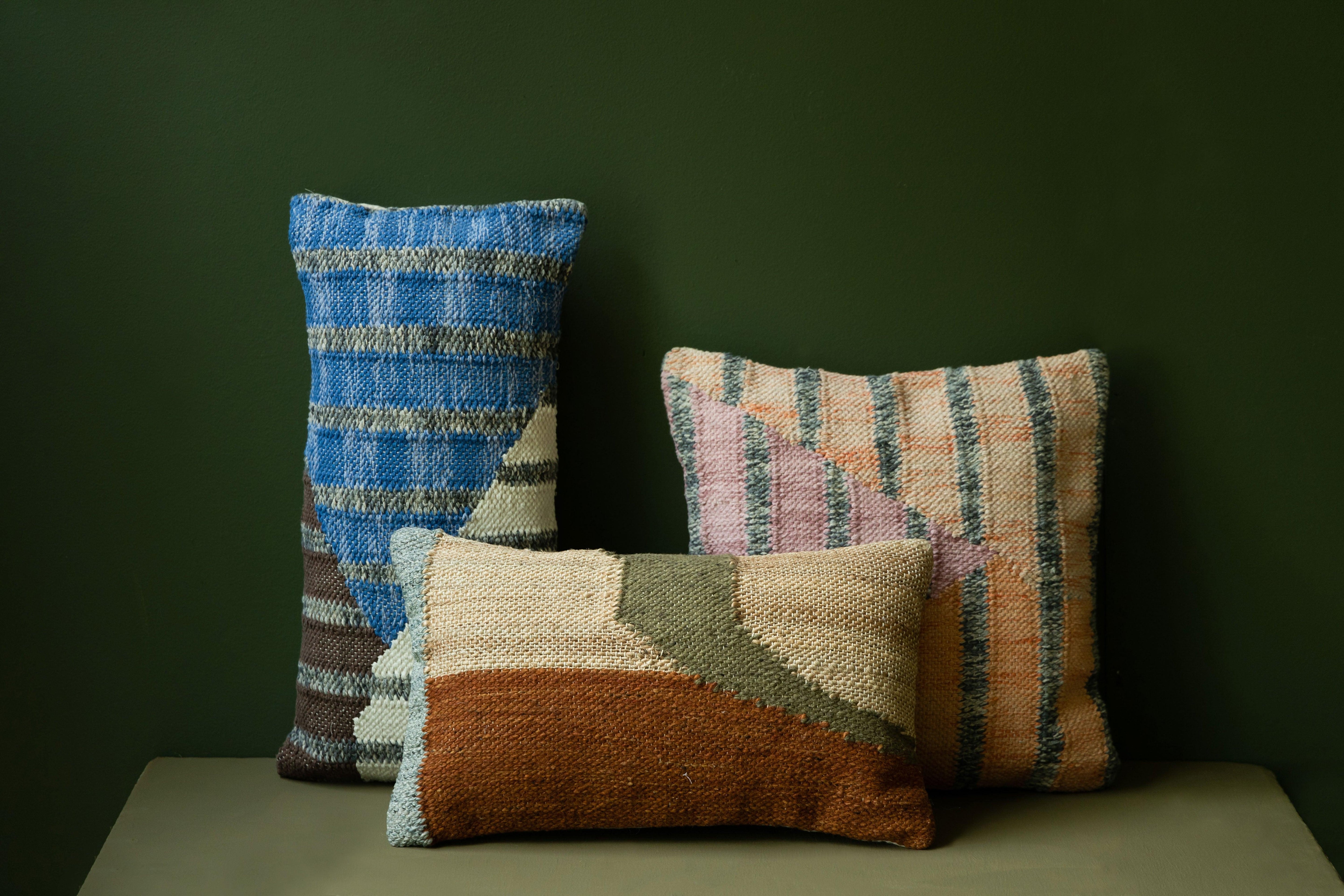 Hampton Cushion 60x30 Blue Dutchbone Eye on Design