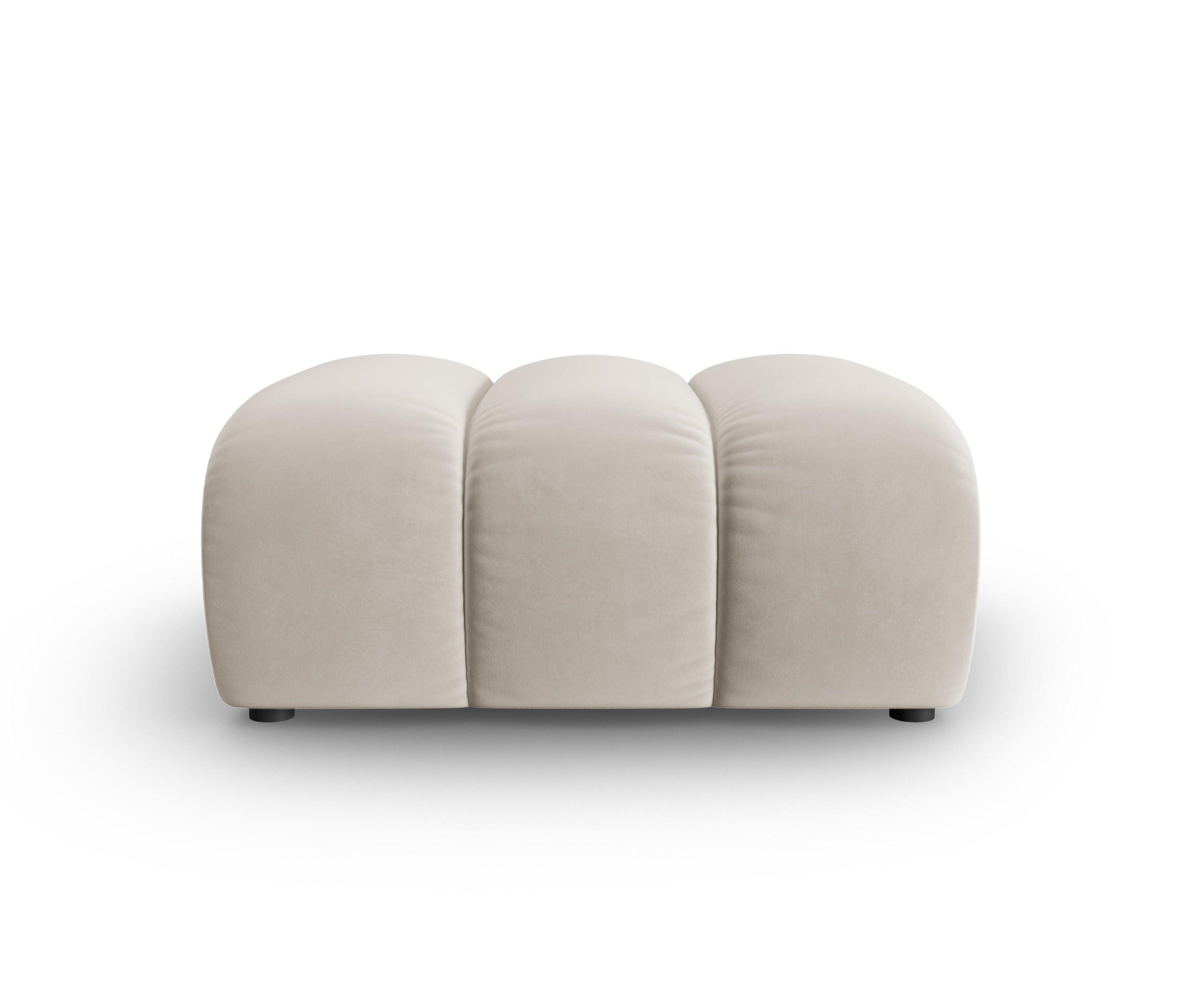 Puf aksamitny SKYLER beżowy Interieurs 86 Eye on Design