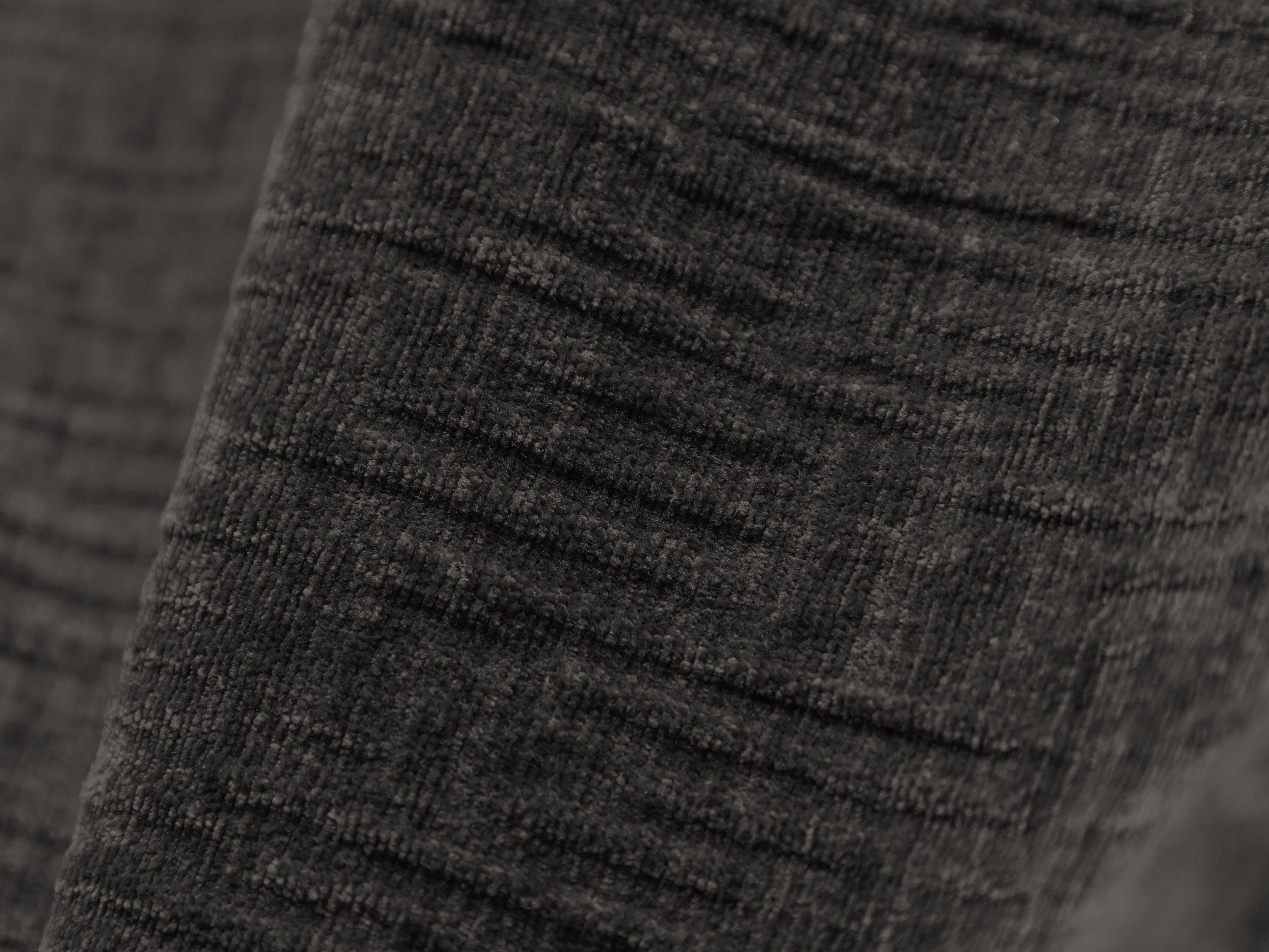 Puf w tkaninie szenilowej VANDA ciemnoszary Mazzini Sofas Eye on Design