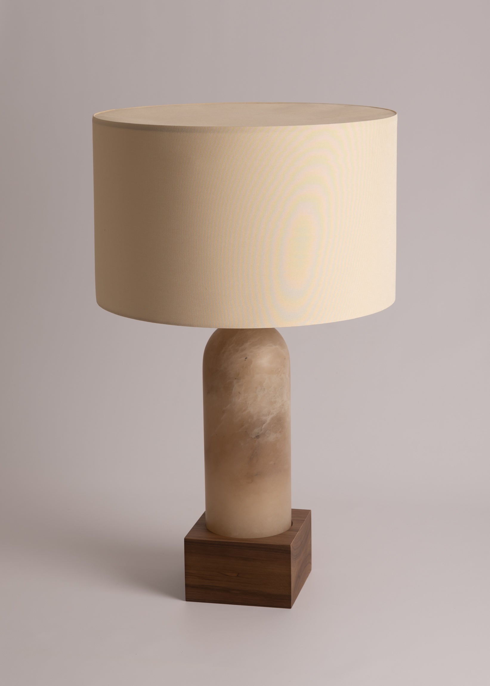 Tischlampe PURA KELO dunkelbeige Alabaster