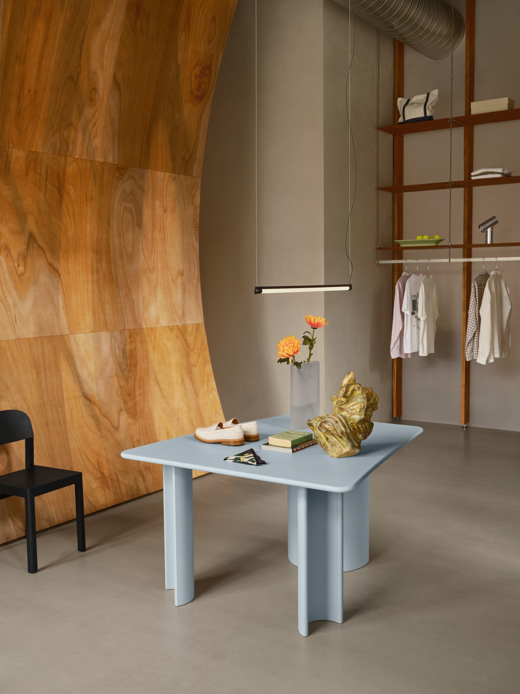 Tisch RE-NORM himmelblau