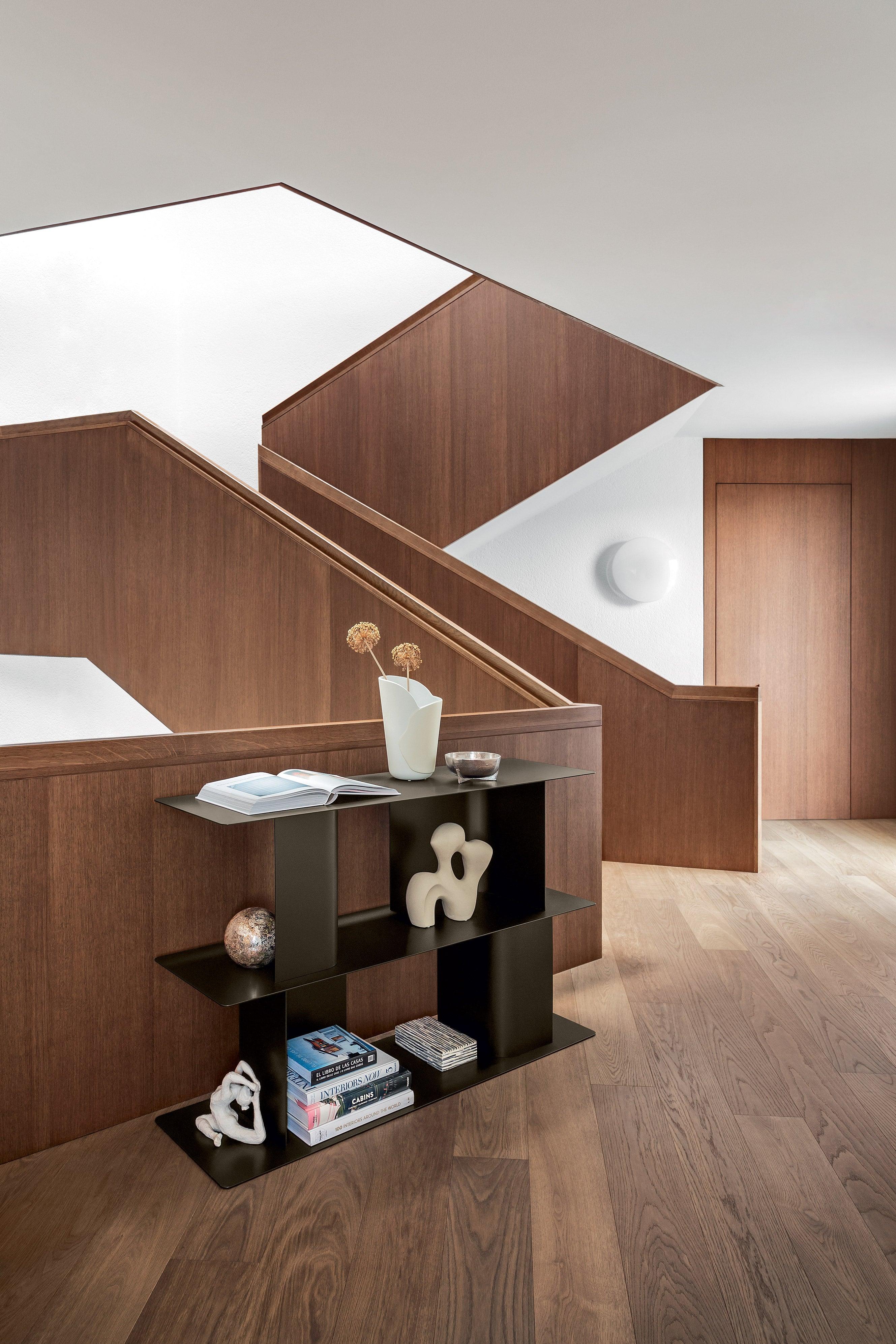 Regał CARV matowy brąz Calligaris Eye on Design