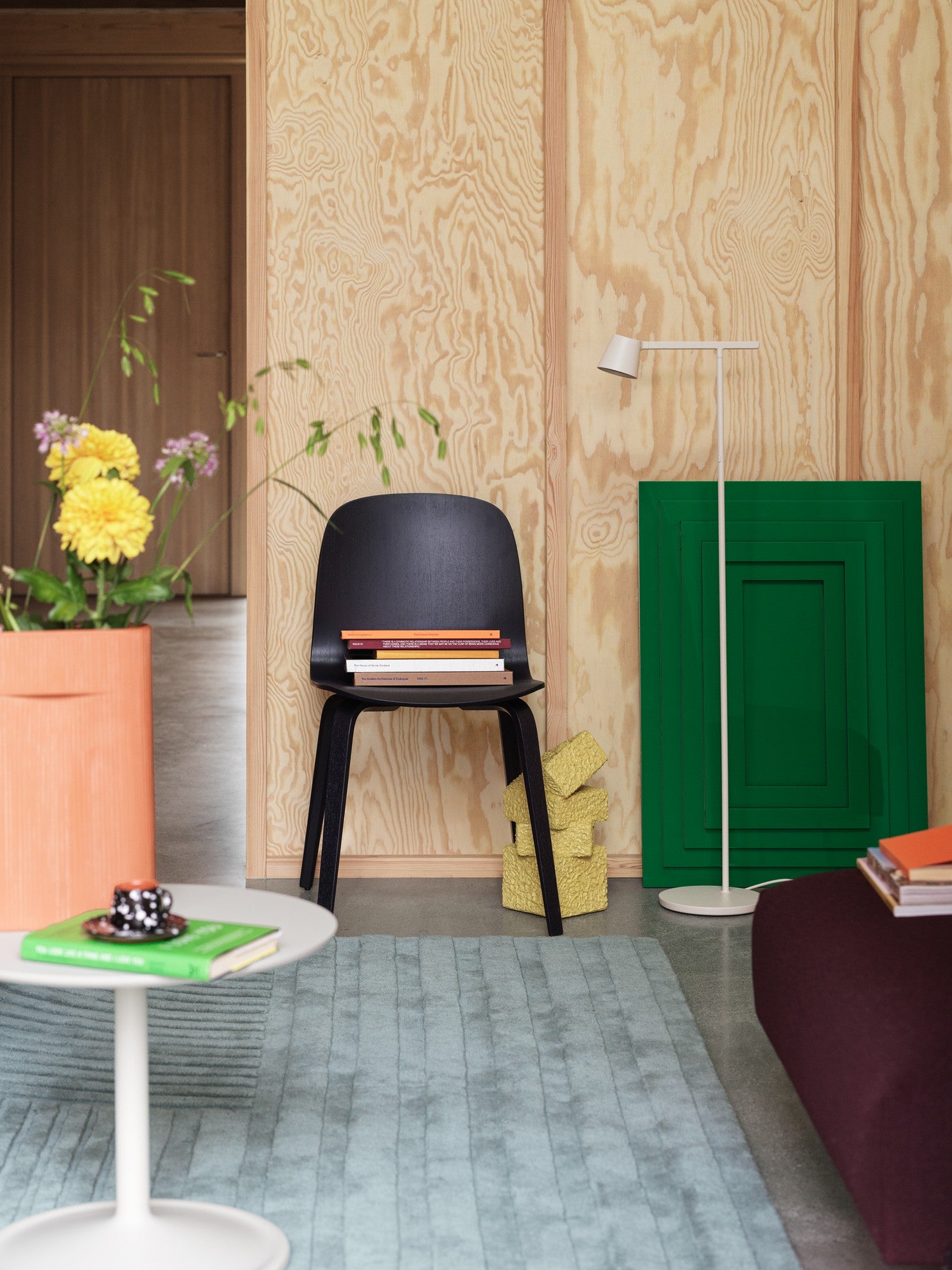 VISU Chair Black