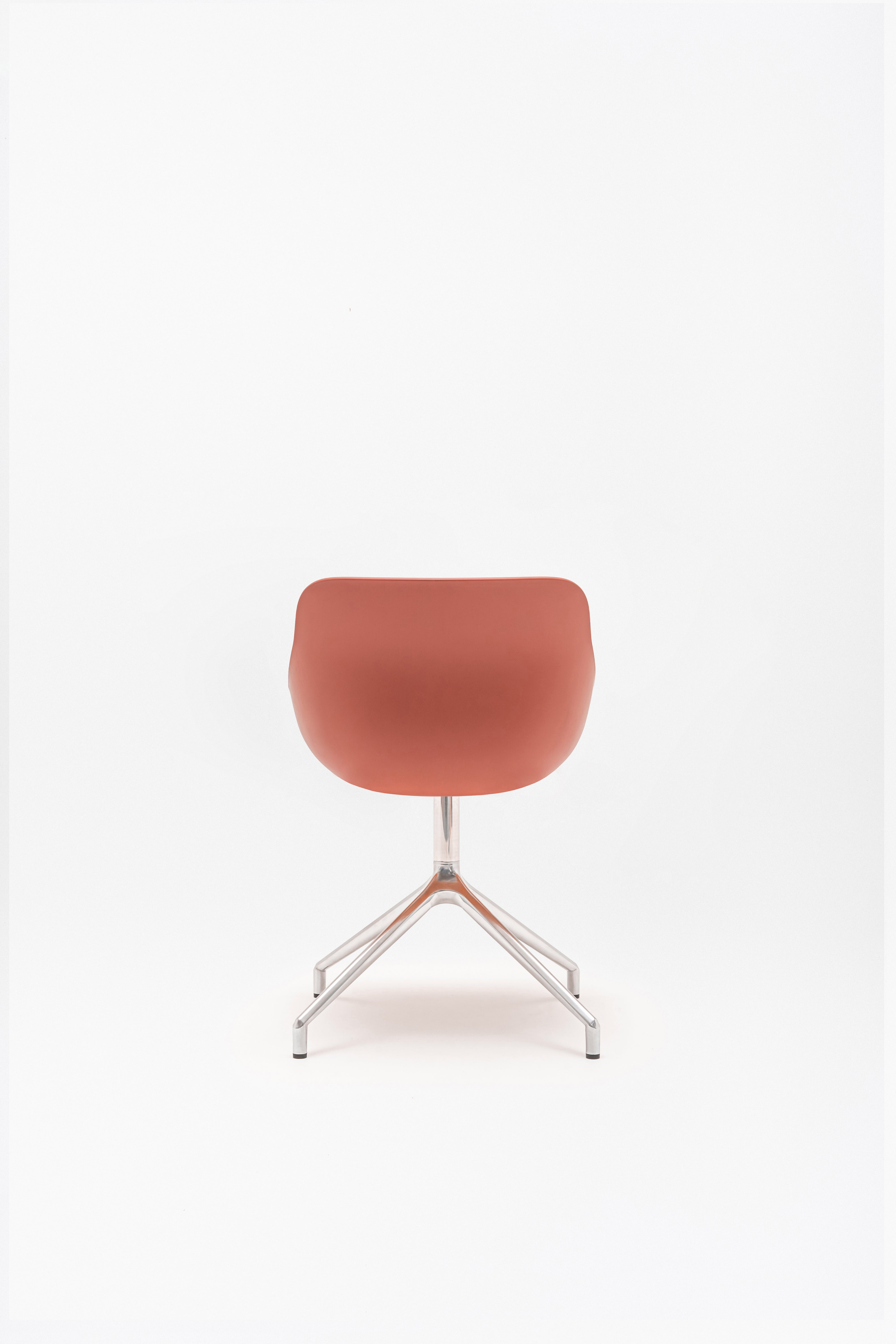 Draaistoel BALTIC BASIC gepolijst aluminium