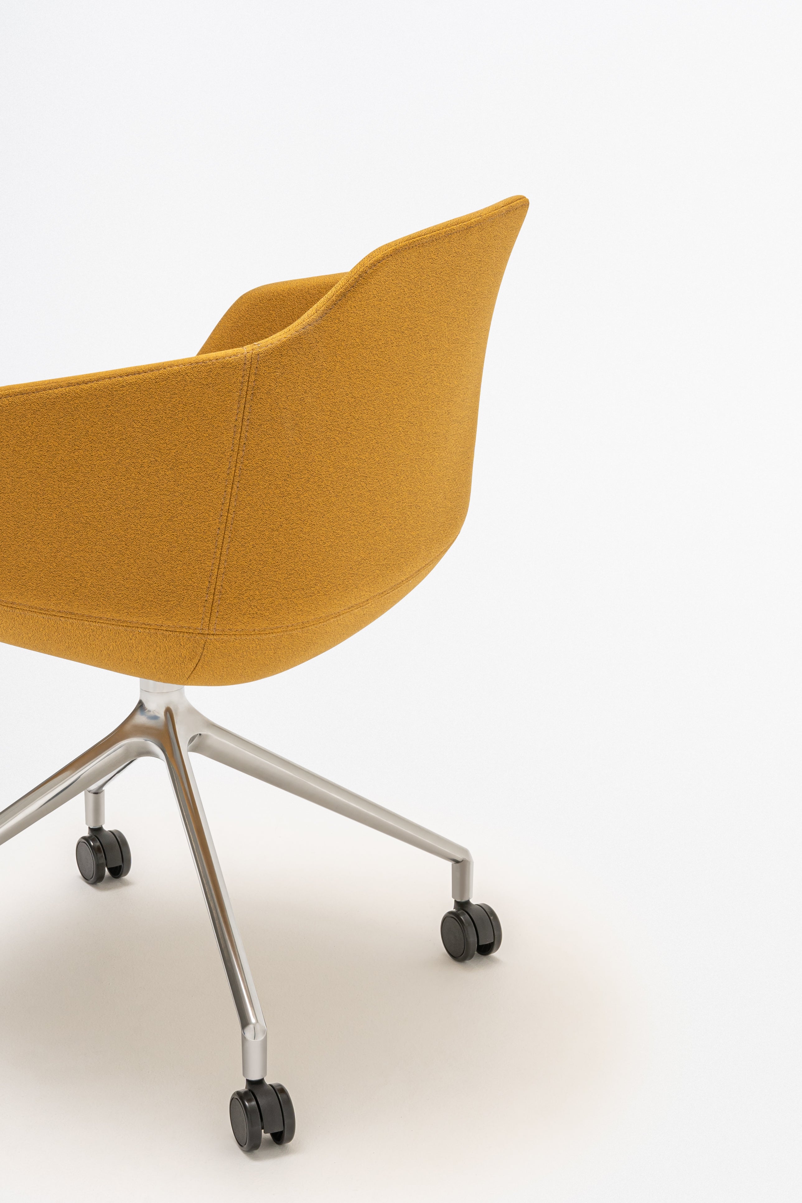 Stoel ULTRA basis gepolijst aluminium