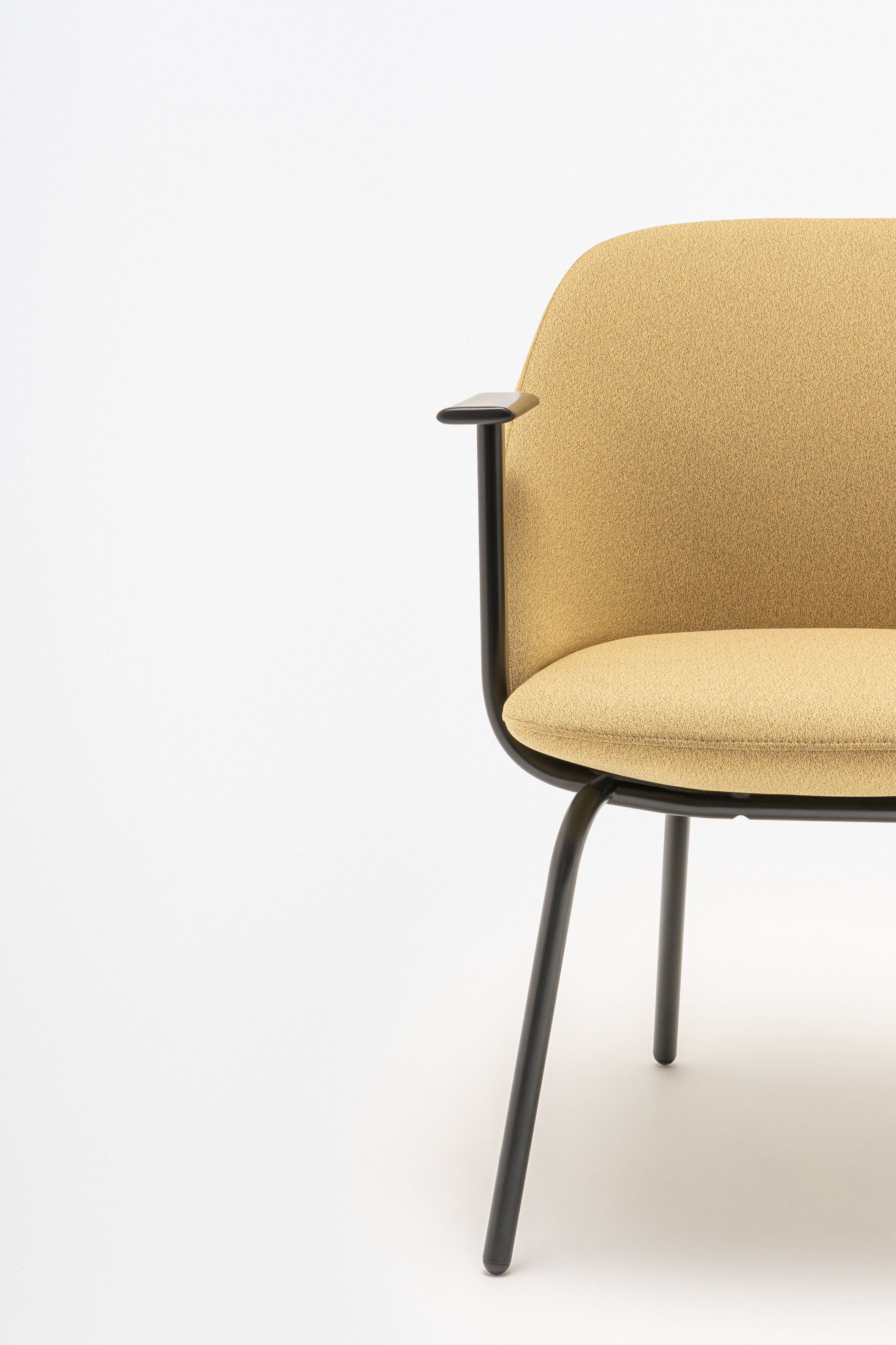 Fauteuil met lage rugleuning PARALEL vierpotige basis