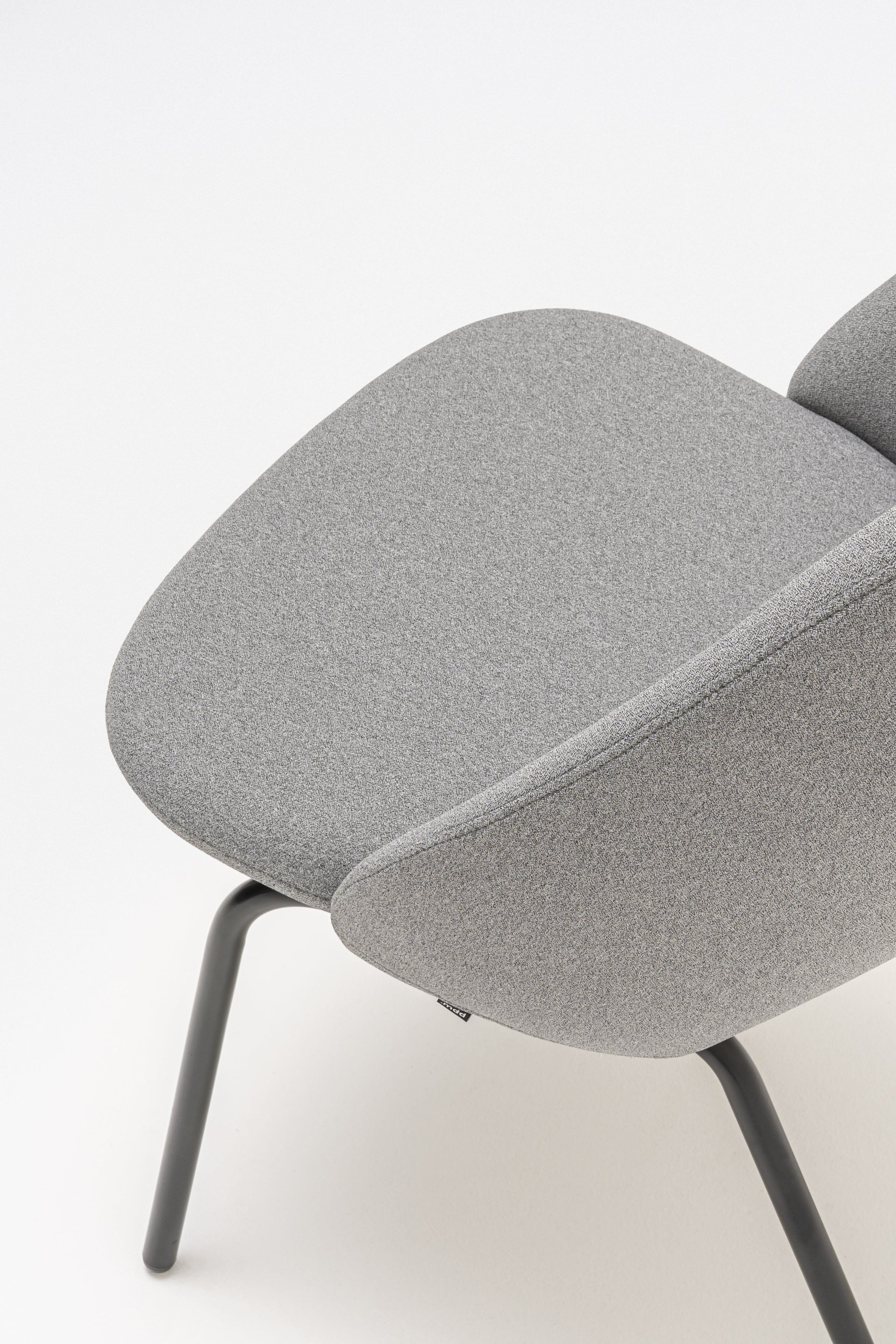 Fauteuil met hoge rugleuning PARALEL vierpotige basis