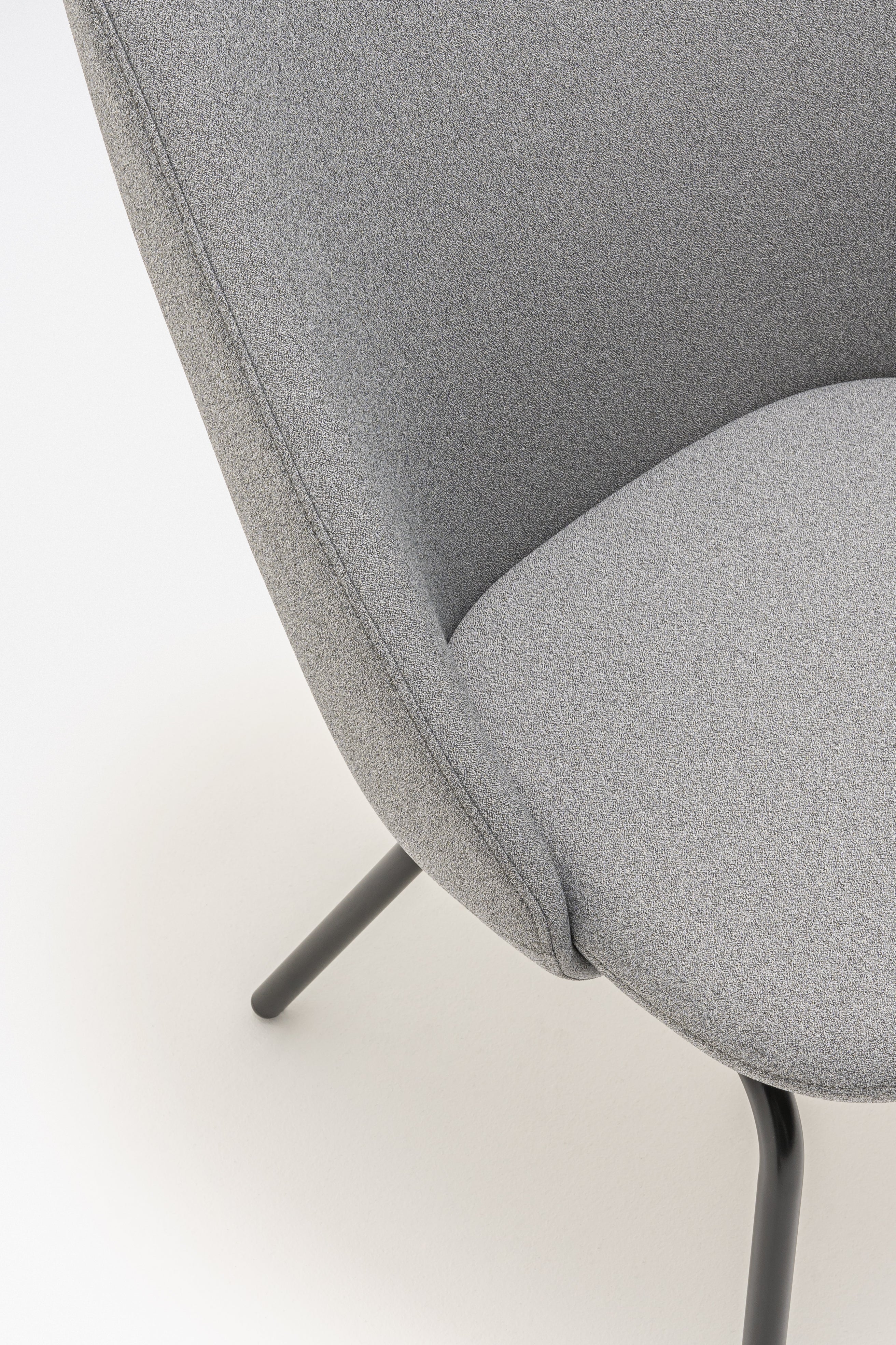 Fauteuil met hoge rugleuning PARALEL vierpotige basis