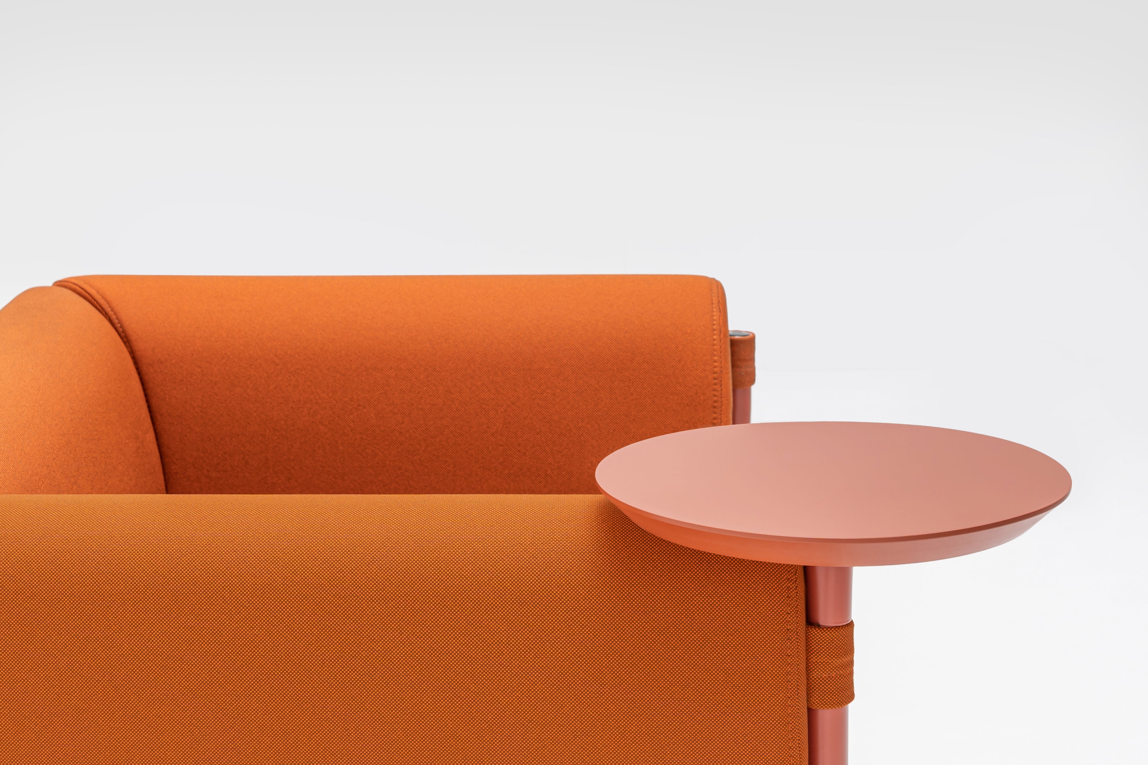 Niedriger gepolsterter Stelzenrohr