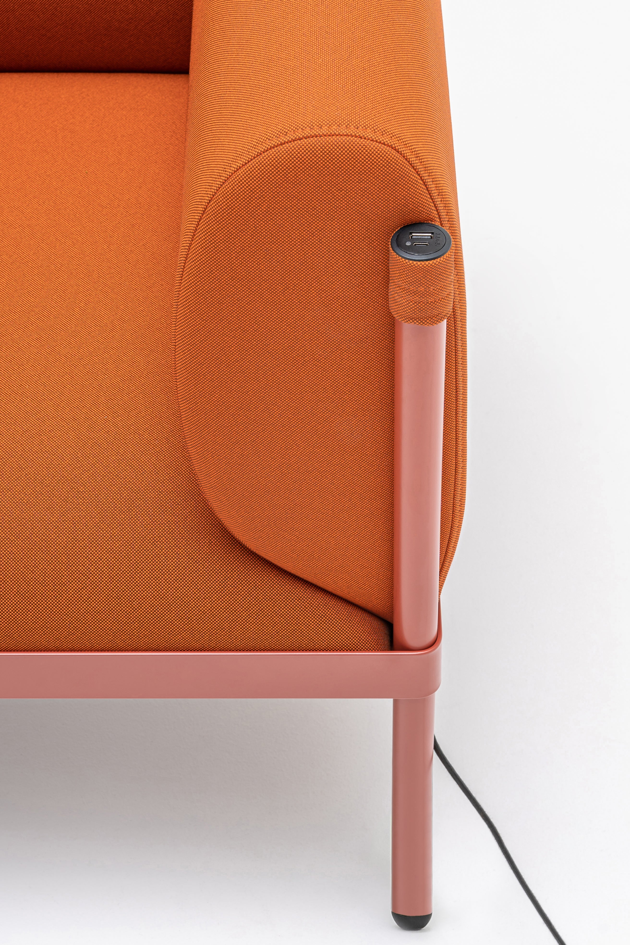 Niedriger gepolsterter Stelzenrohr