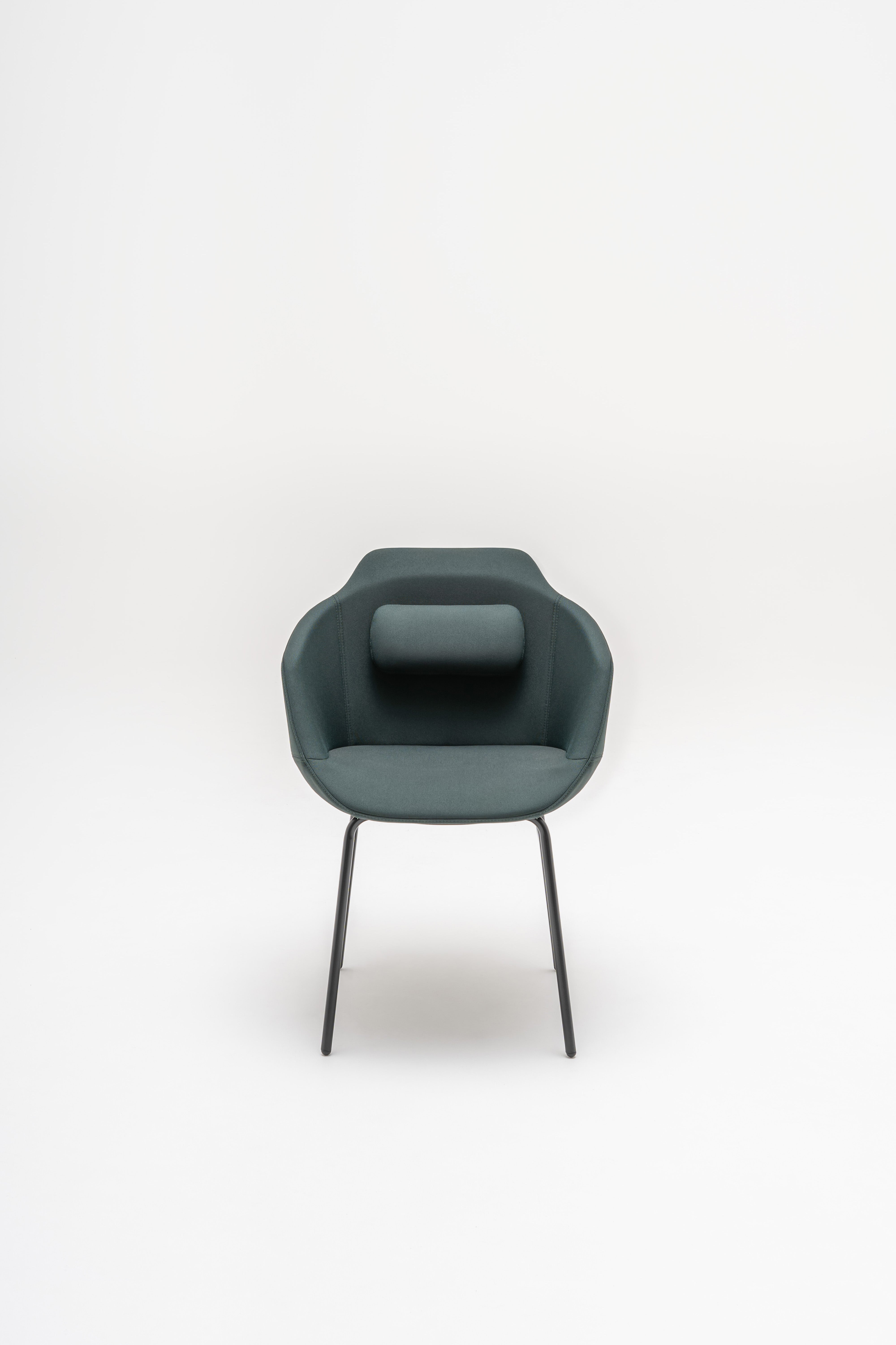 Stoel ULTRA met metalen basis