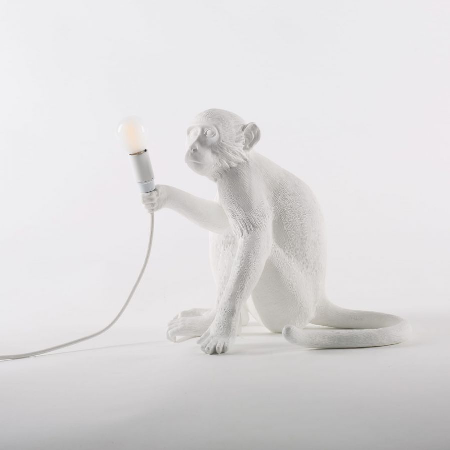 MONKEY SITTING table lamp white