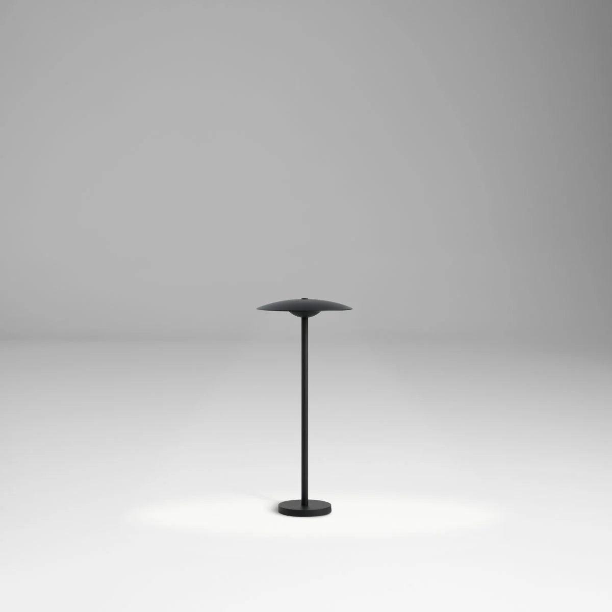 Słupek oświetleniowy GINGER biały Marset Eye on Design