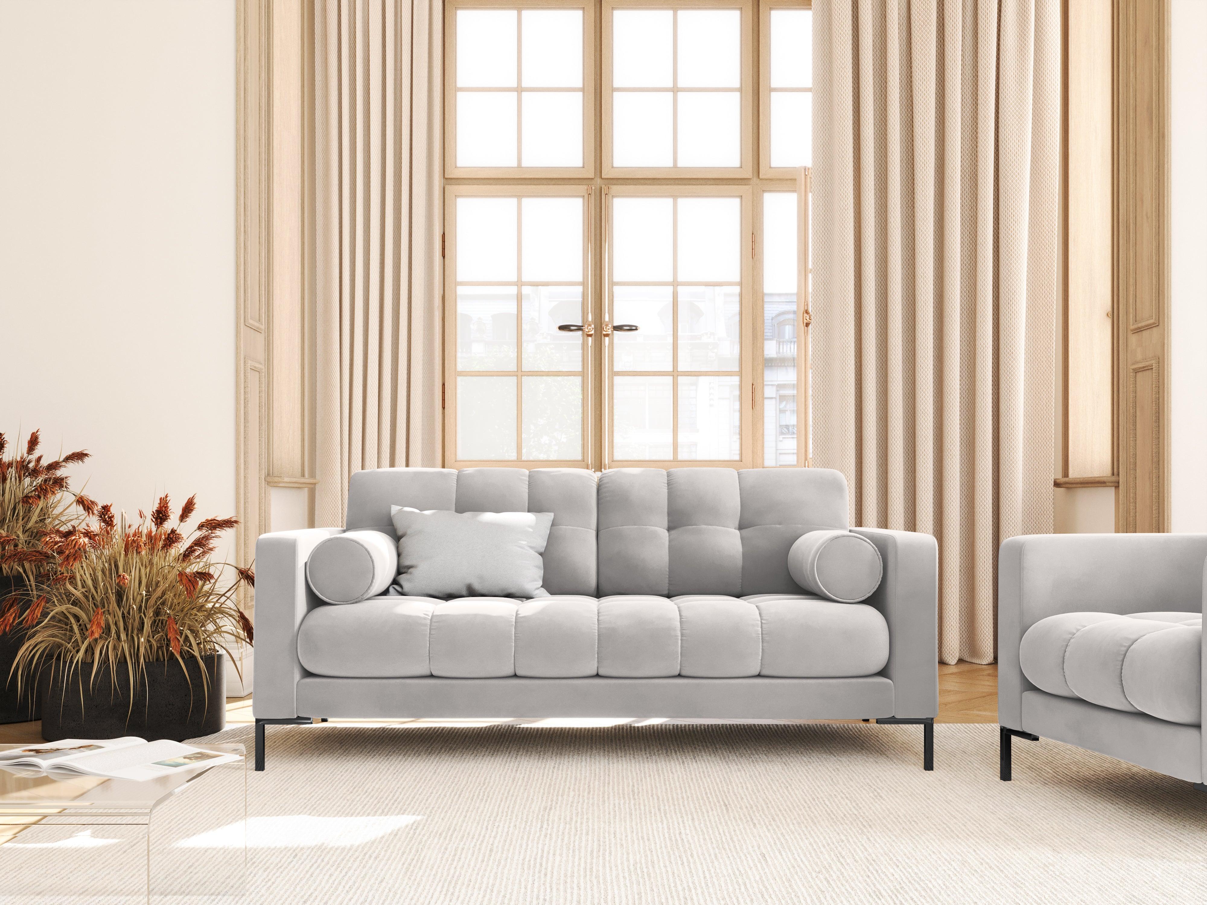 Sofa aksamitna 2-osobowa BALI srebrny z czarną podstawą – Cosmopolitan Design