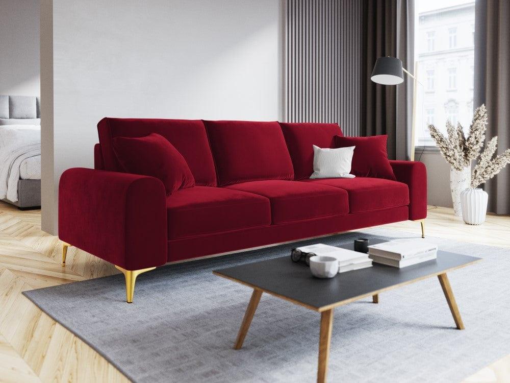 Sofa aksamitna 4-osobowa MADARA czerwony ze złotą podstawą Mazzini Sofas Eye on Design