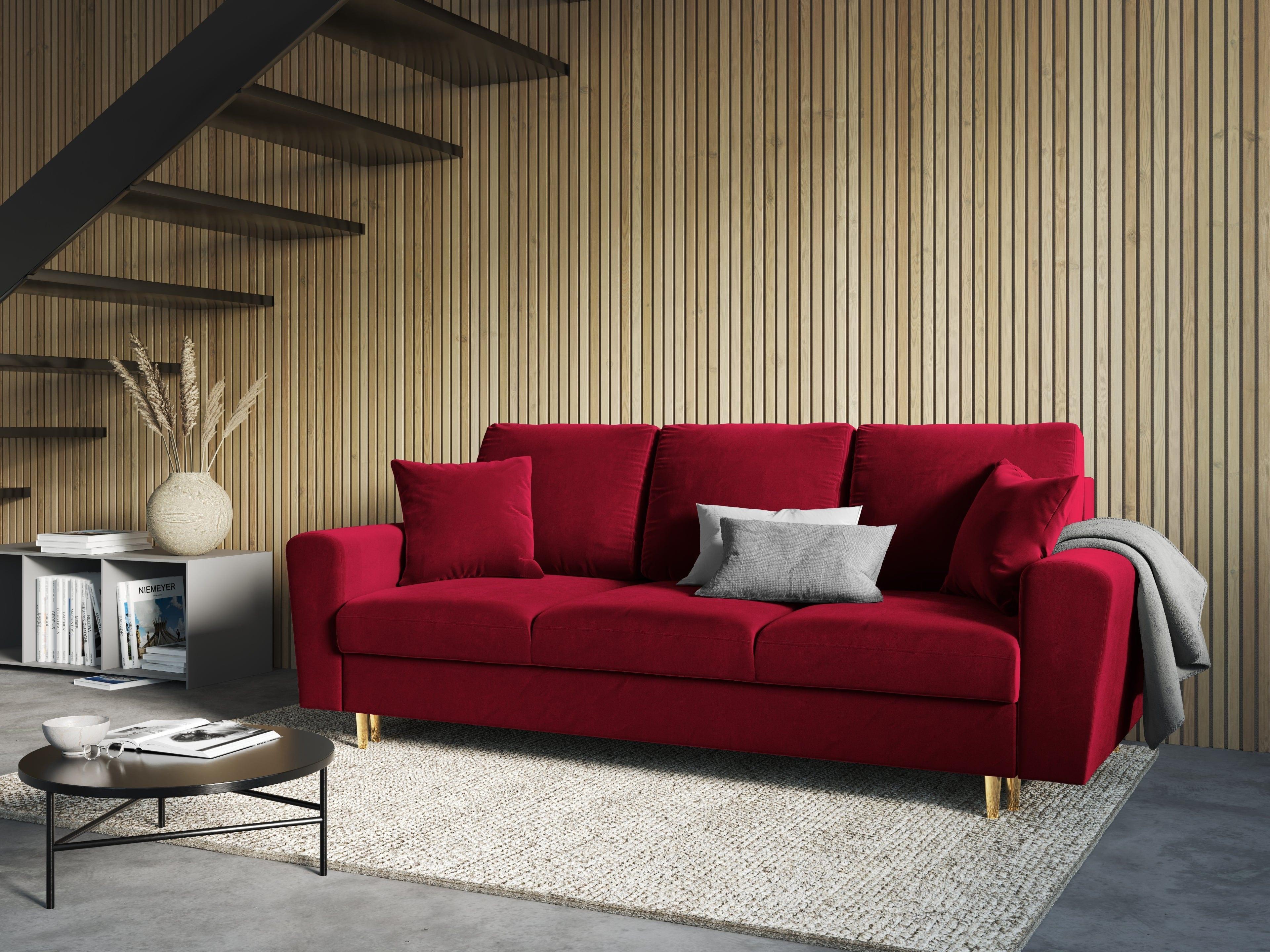 Sofa z funkcją spania KYOTO czerwony ze złotą podstawą Cosmopolitan Design Eye on Design