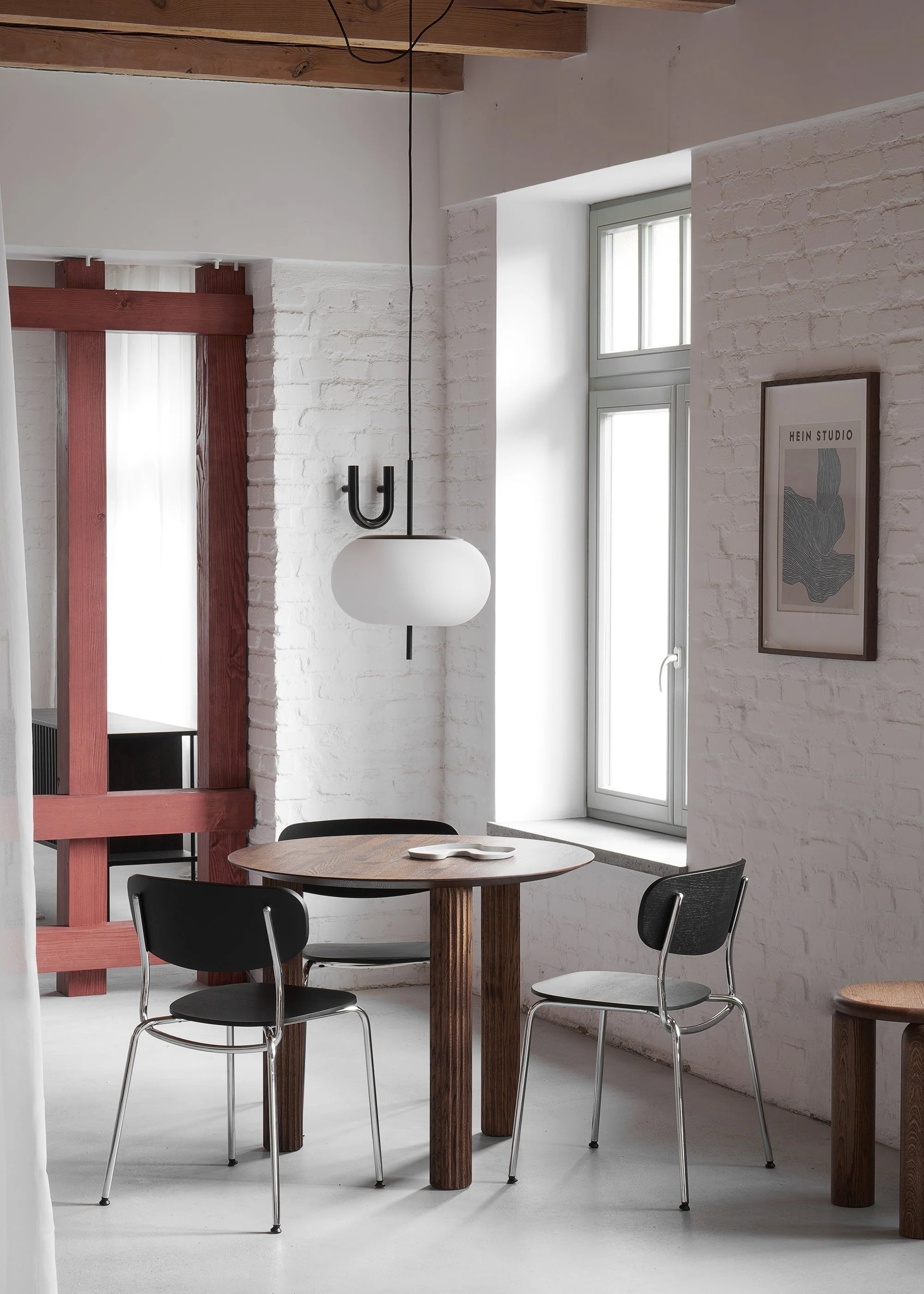 Round Table FILAR Dark Oak Wood